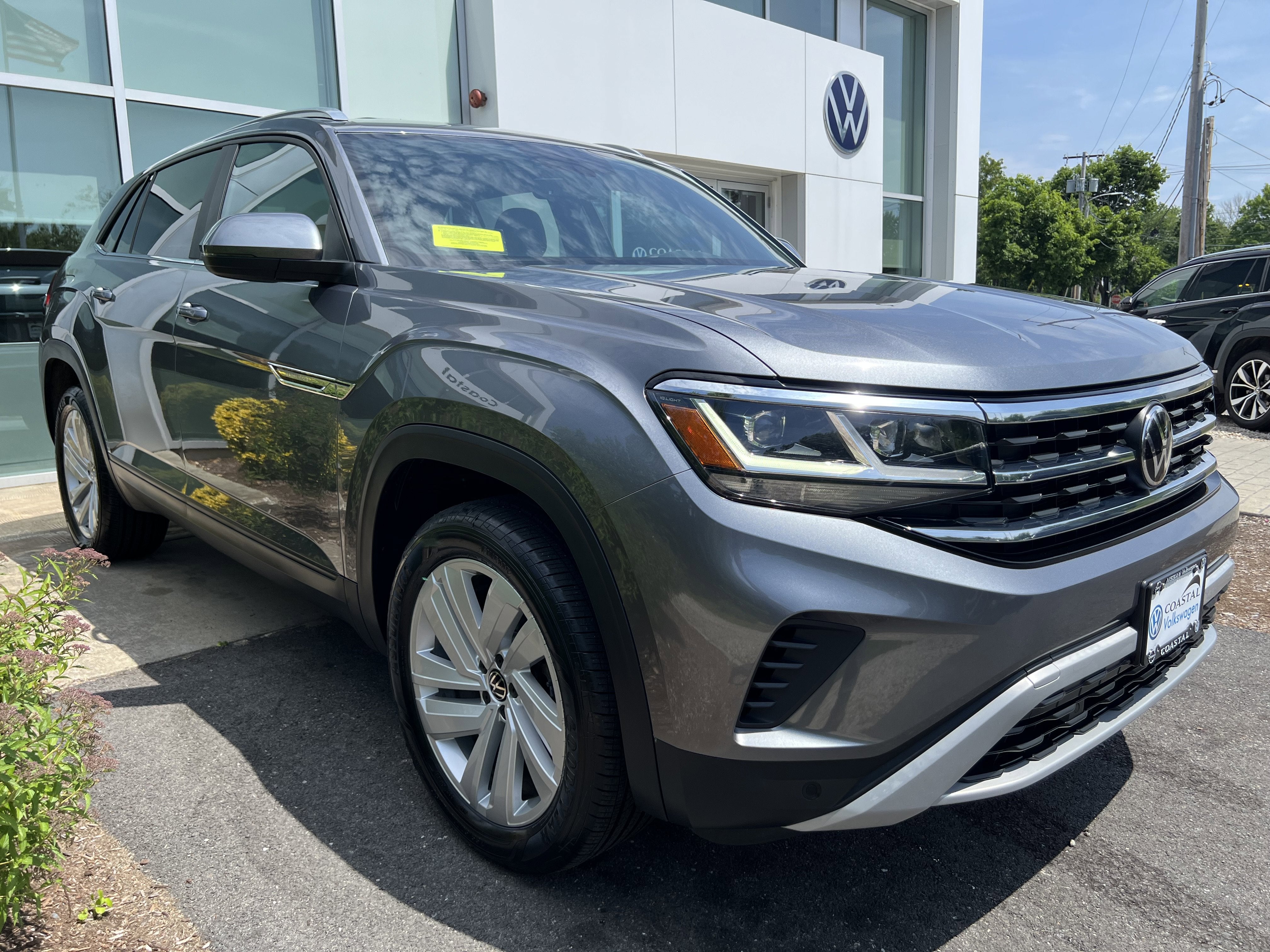 2023 Volkswagen Atlas Cross Sport 2.0T SE w/Technology