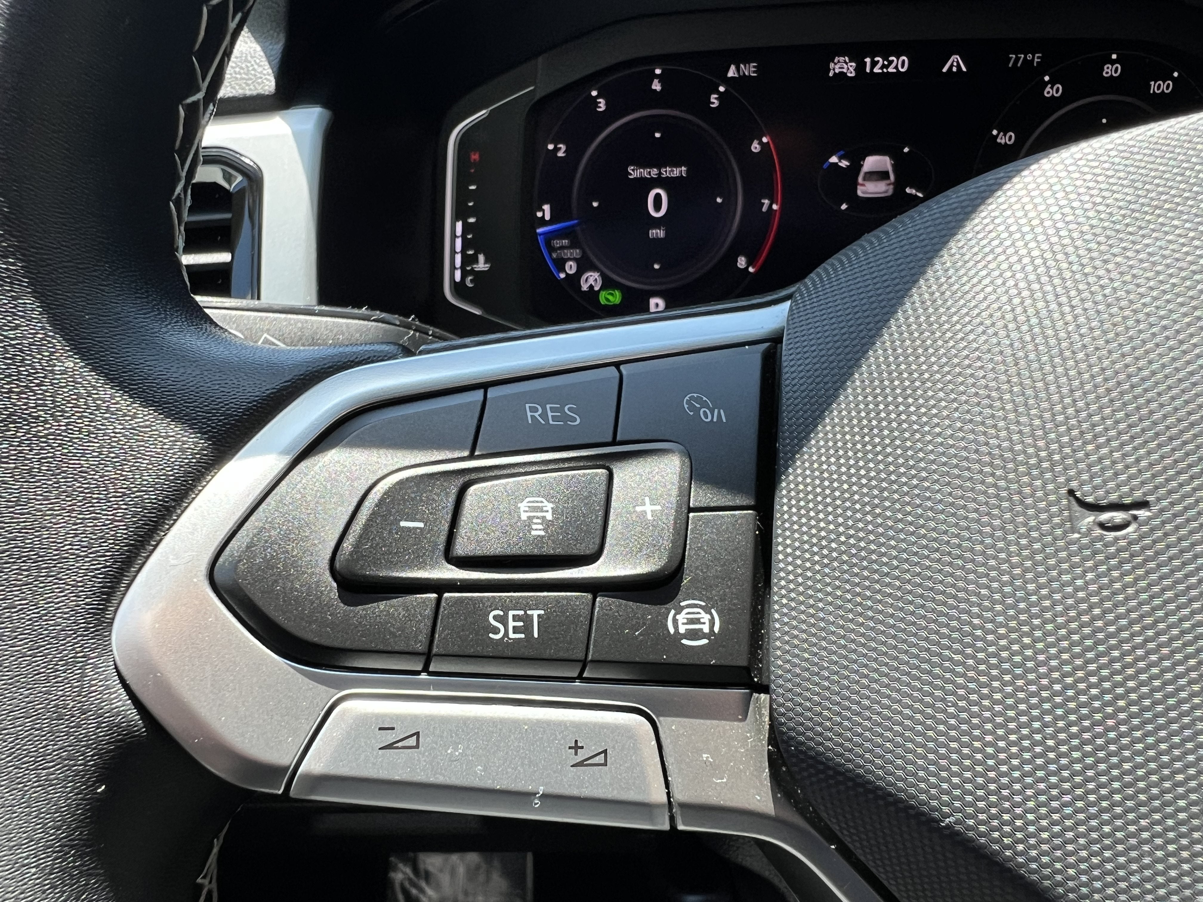 2022 Volkswagen Atlas 2.0T SE w/Technology