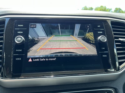 2022 Volkswagen Atlas 2.0T SE w/Technology