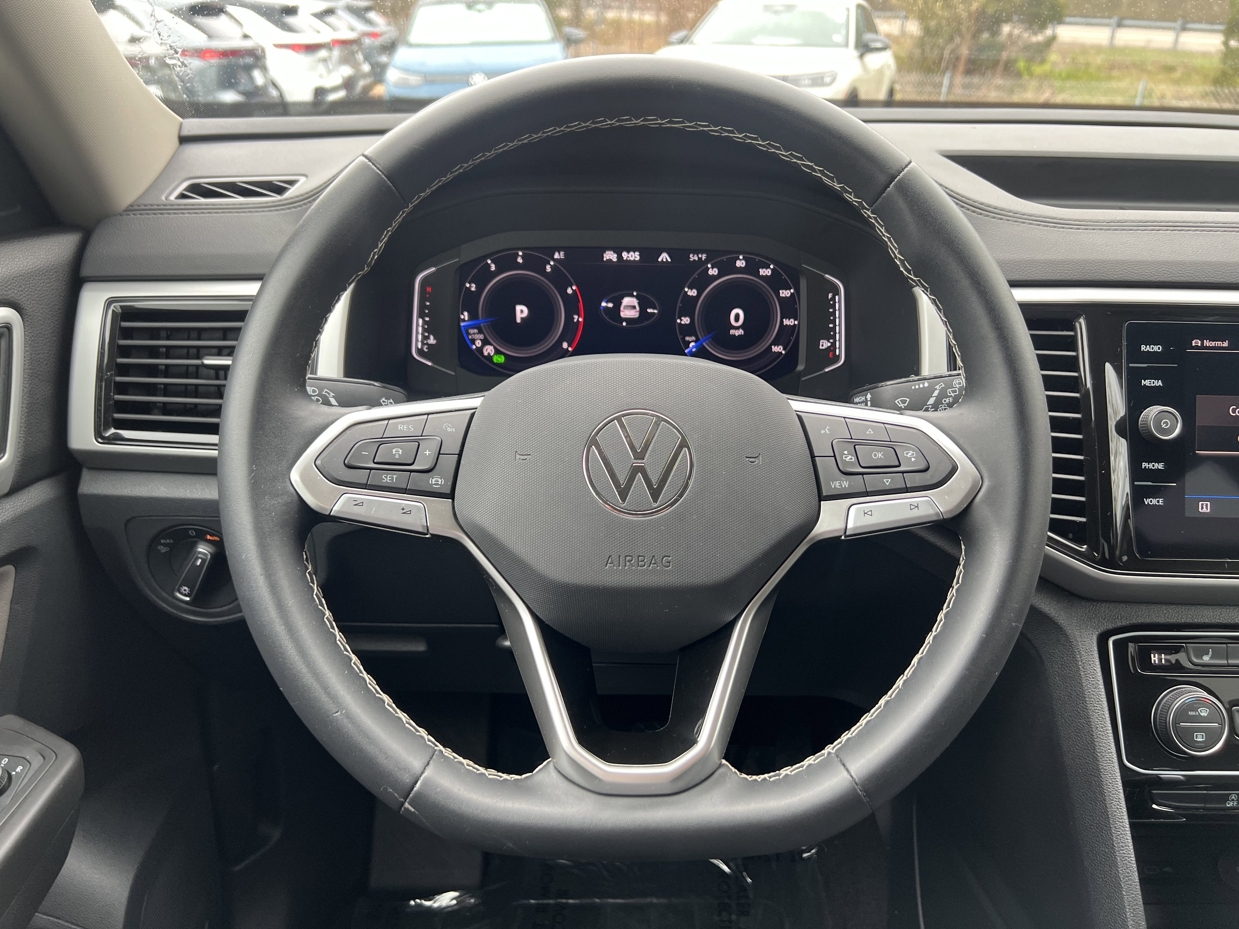 2023 Volkswagen Atlas 2.0T SE w/Technology
