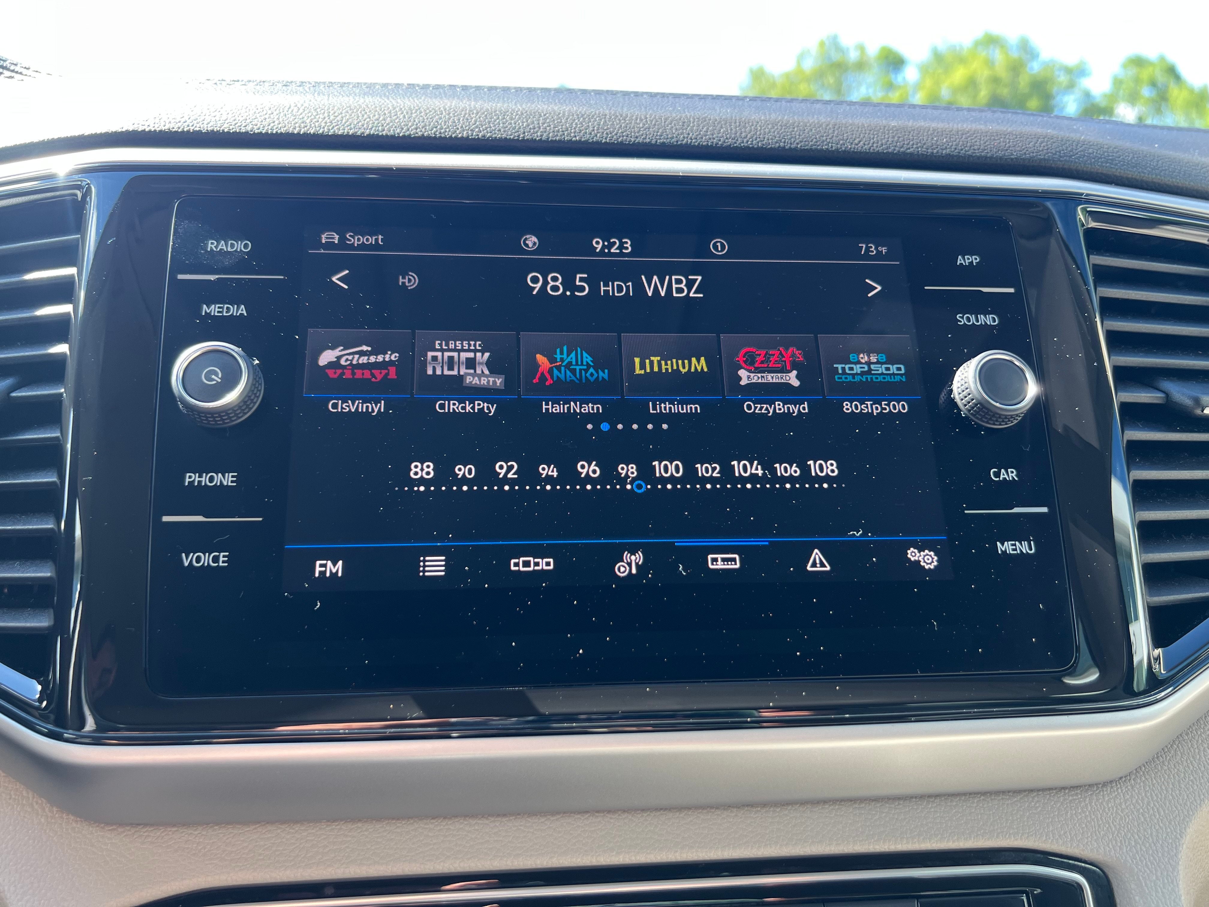 2023 Volkswagen Atlas 3.6L V6 SE w/Technology
