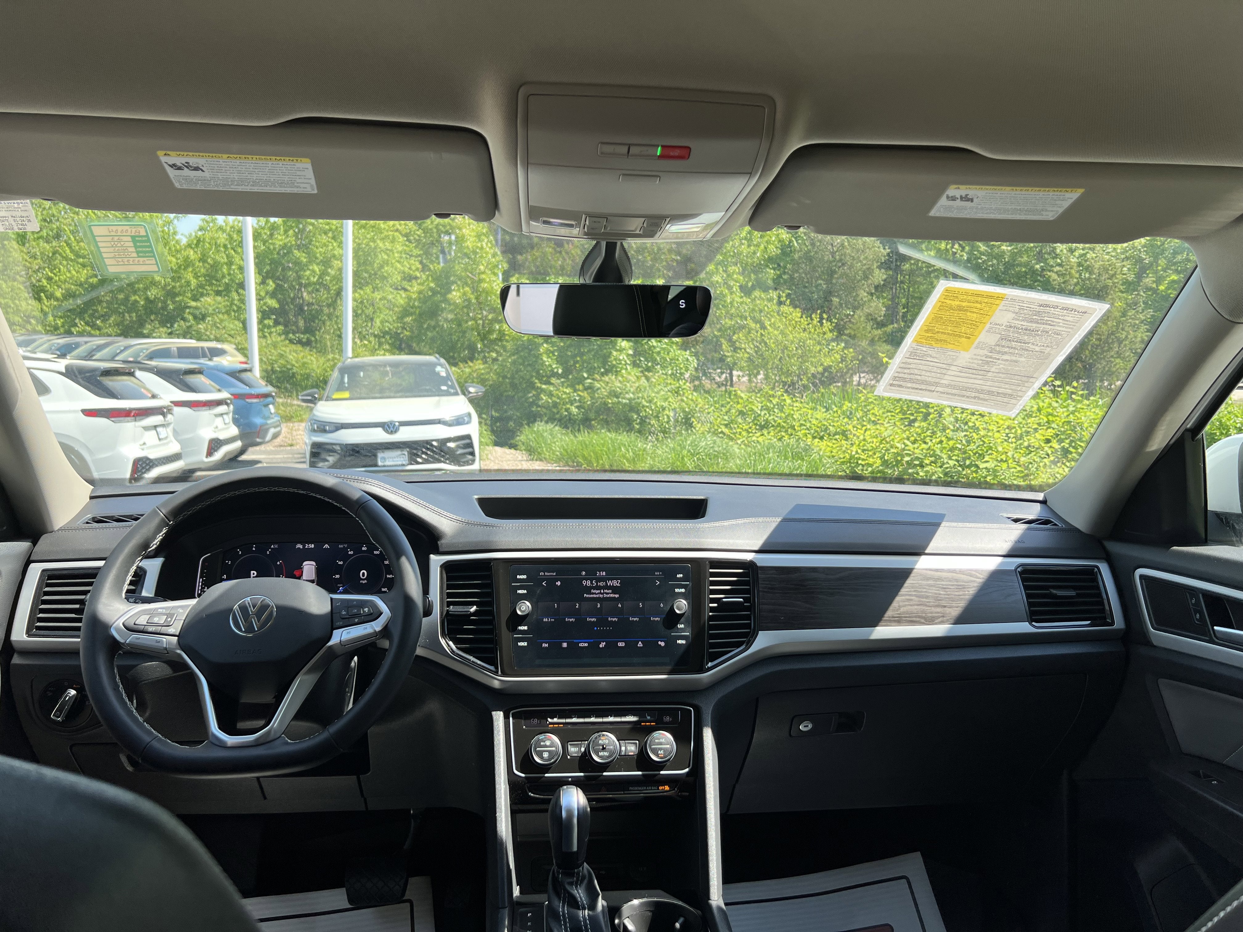 2023 Volkswagen Atlas 3.6L V6 SE w/Technology