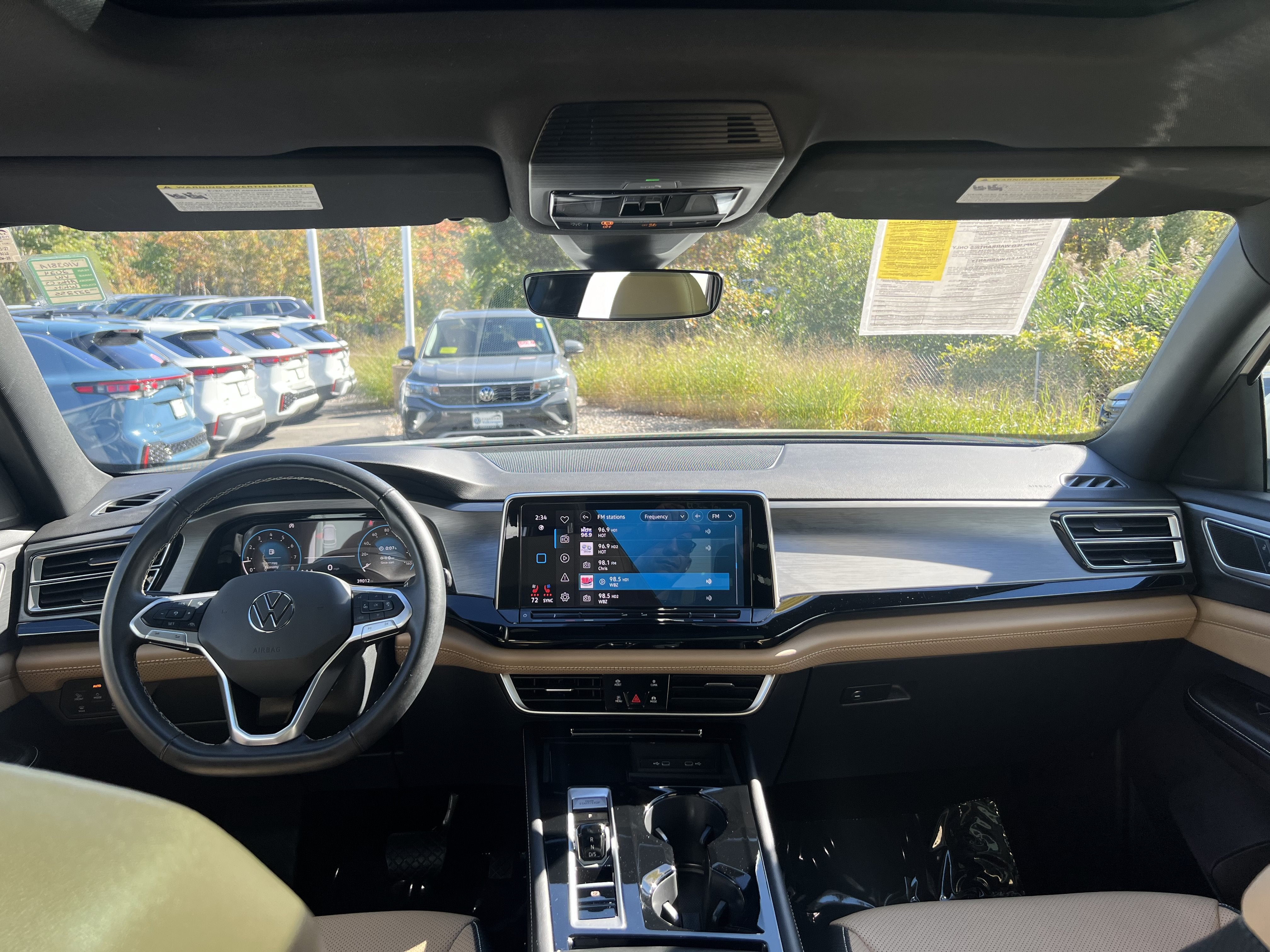 2024 Volkswagen Atlas Cross Sport 2.0T SE w/Technology