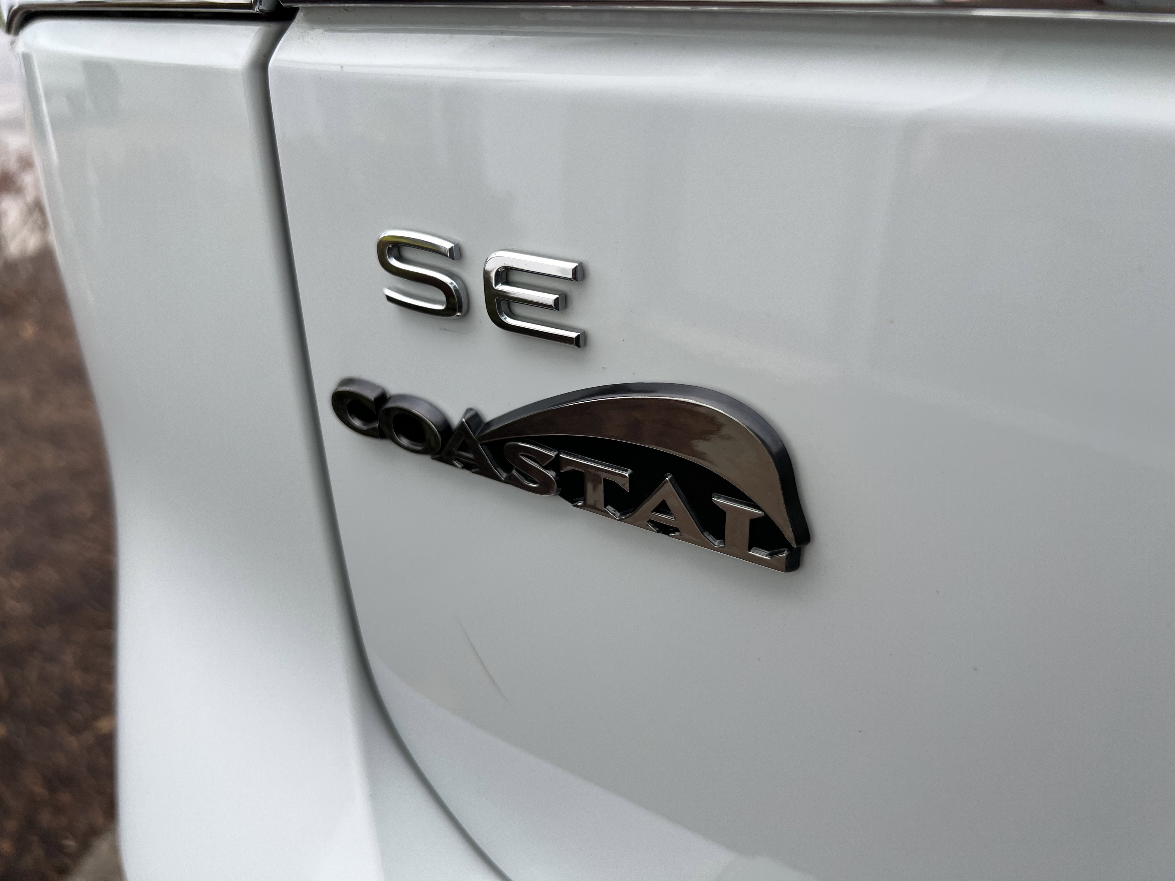 2023 Volkswagen Atlas 2.0T SE w/Technology w/panoramic sunroof