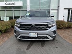 2022 Volkswagen Atlas 2.0T SE w/Technology w/Captains Chairs and Panoramic Sunroof
