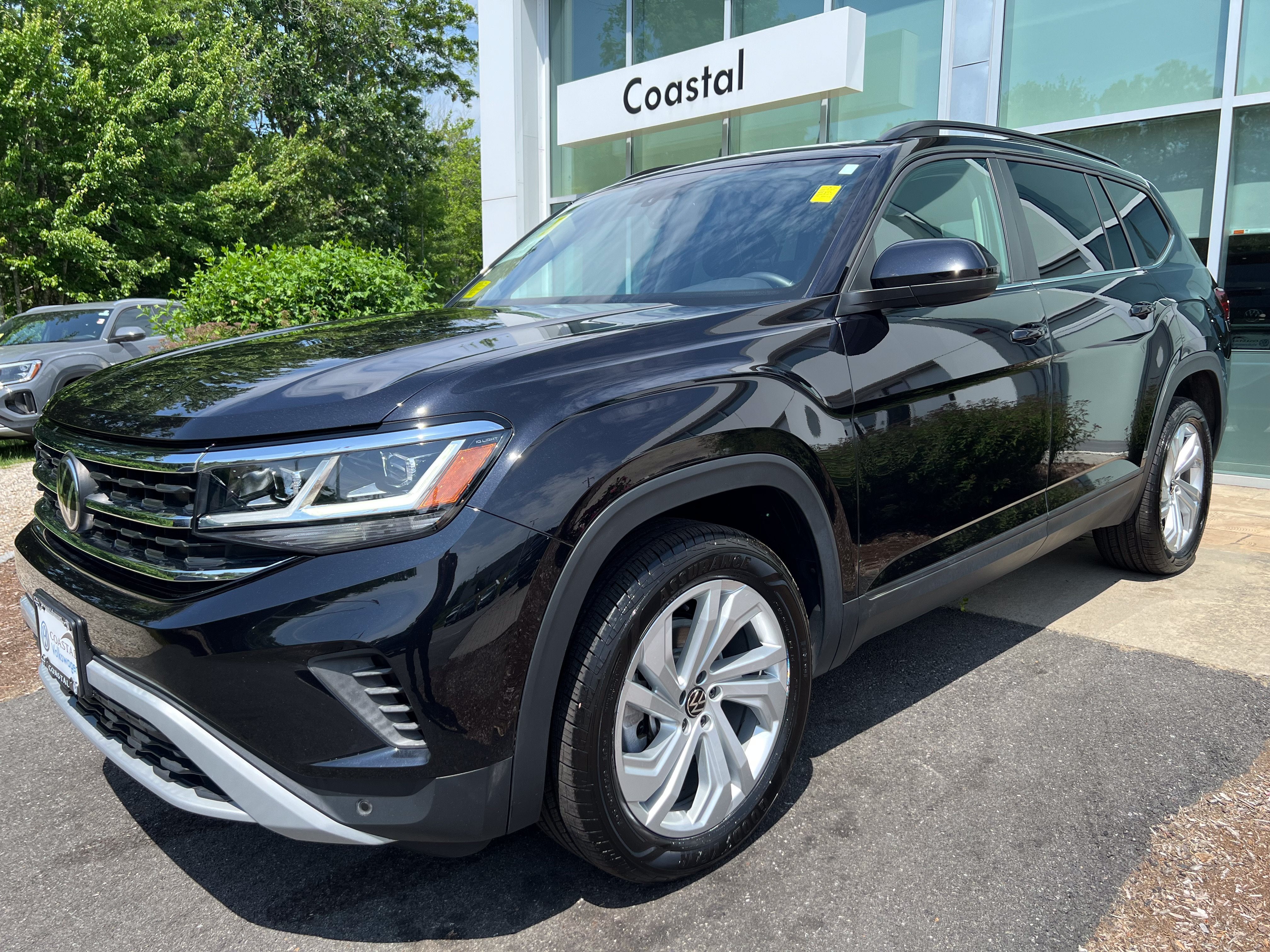2023 Volkswagen Atlas 3.6L V6 SE w/Technology W/Panoramic Sunroof