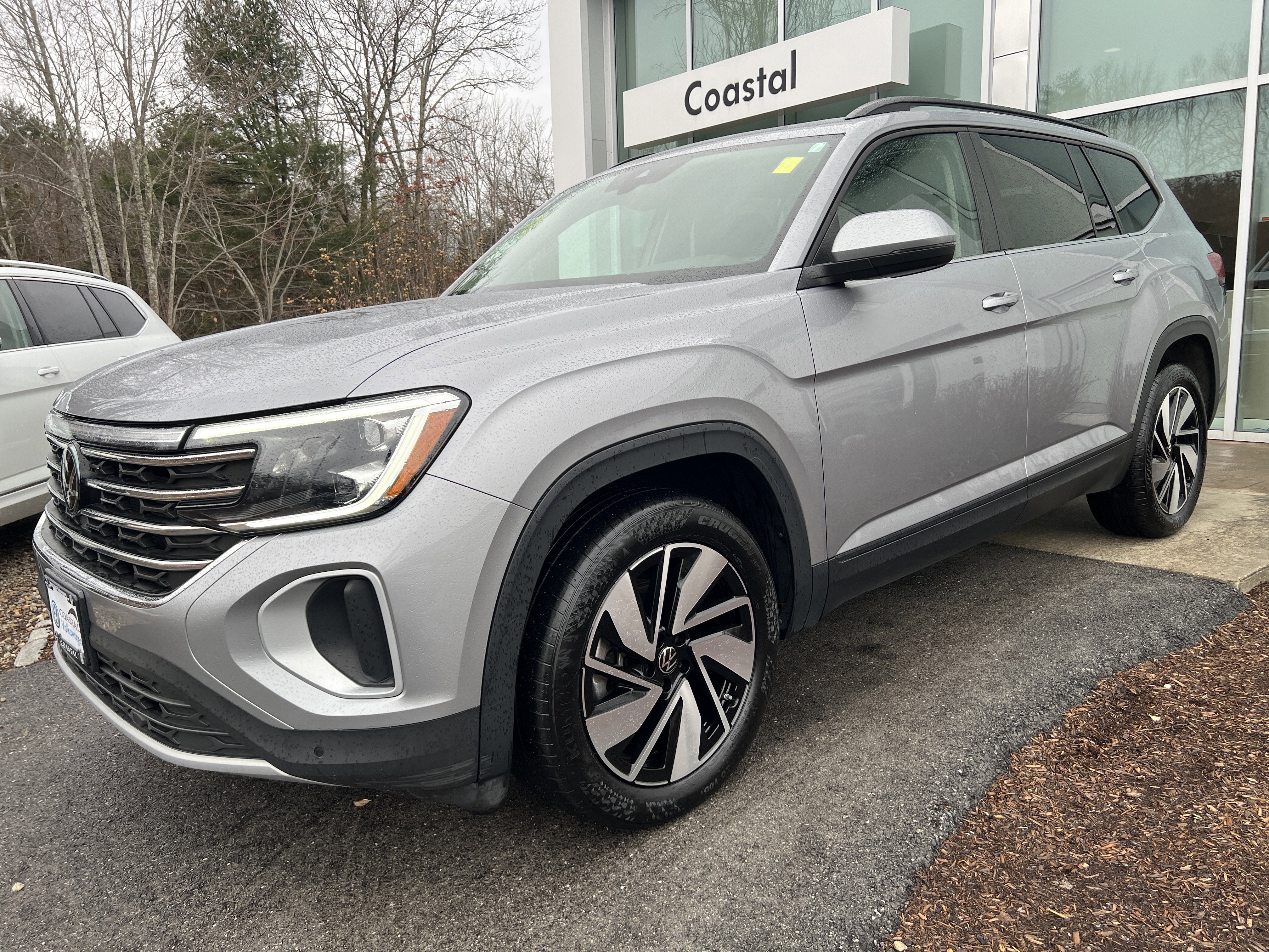 2024 Volkswagen Atlas 2.0T SE w/Technology