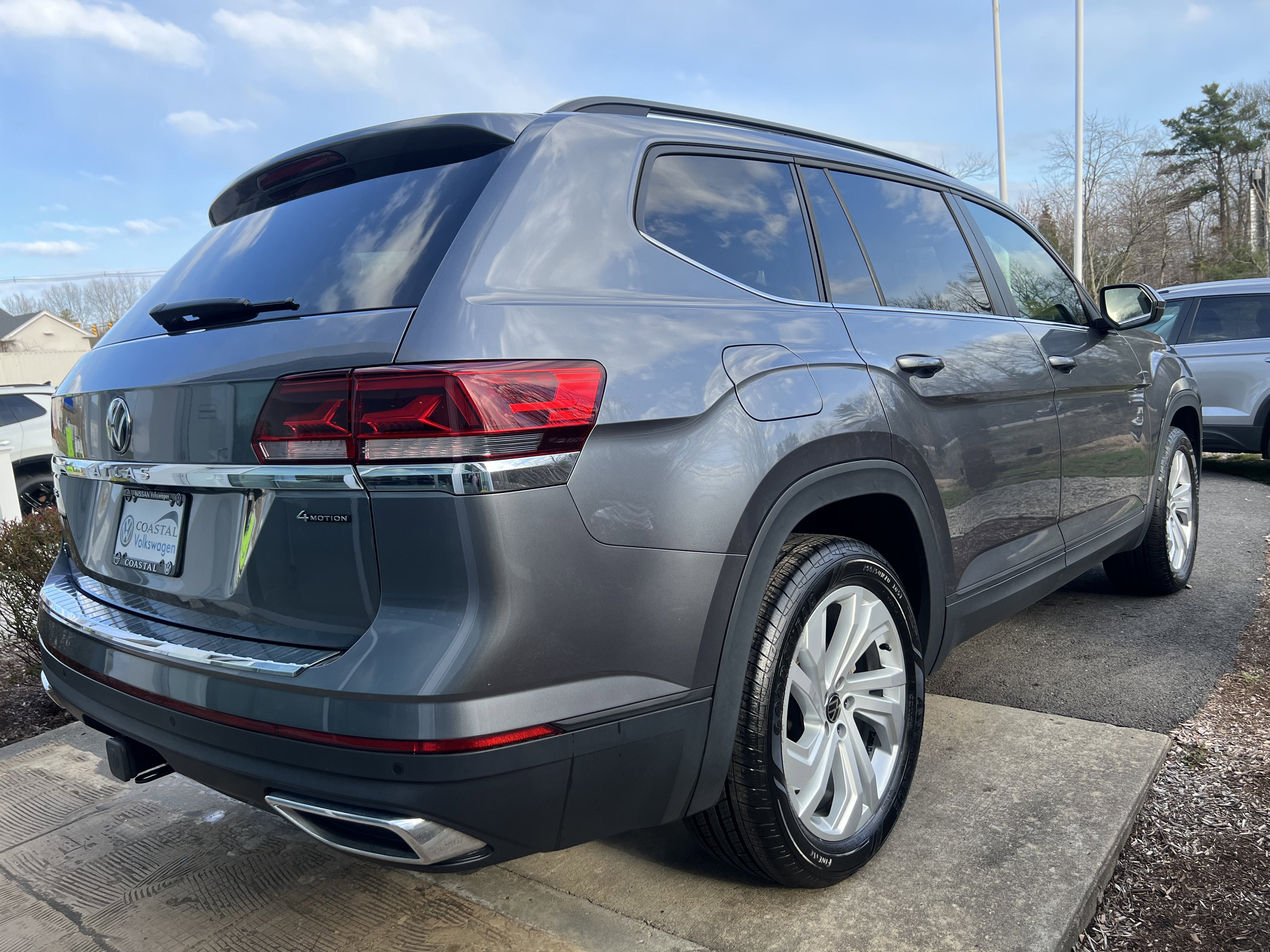2023 Volkswagen Atlas 3.6L V6 SE w/Technology