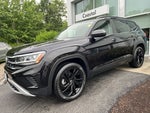2023 Volkswagen Atlas 3.6L V6 SE w/Technology W/Panoramic Sunroof & Black Wheel Package