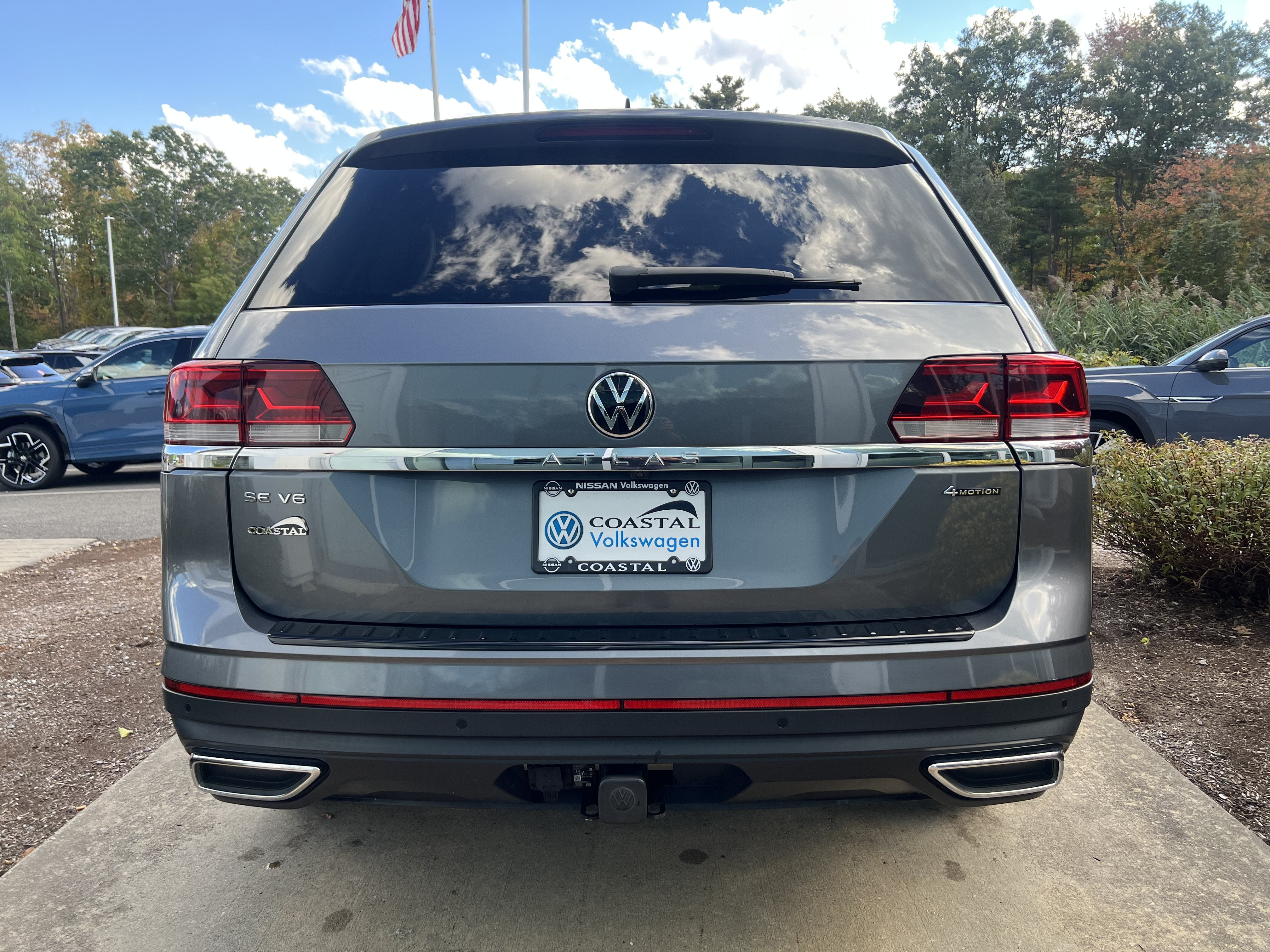 2023 Volkswagen Atlas 3.6L V6 SE w/Technology w/sunroof