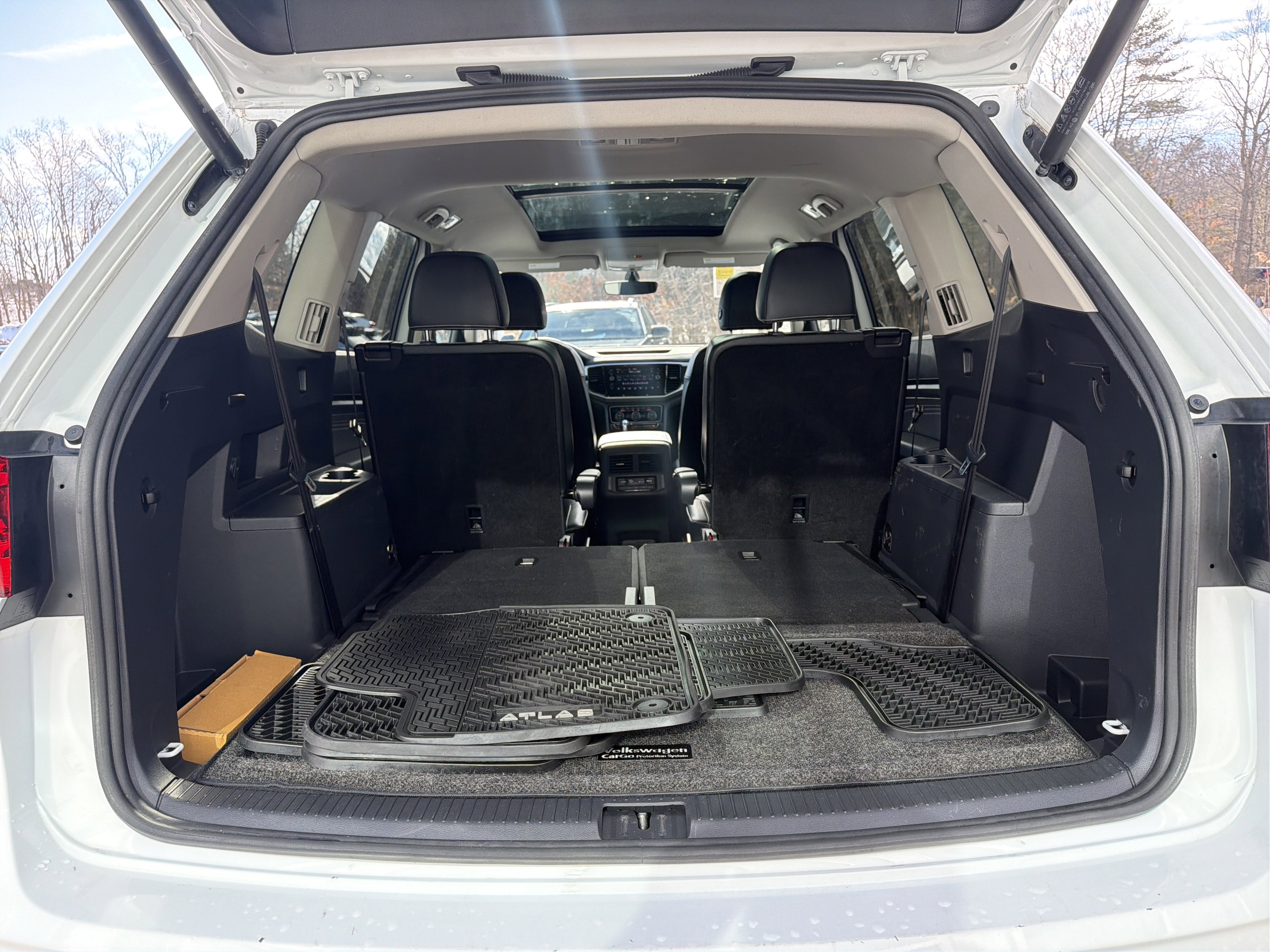 2023 Volkswagen Atlas 3.6L V6 SE w/Technology