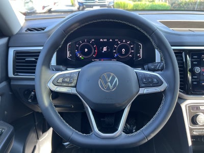 2023 Volkswagen Atlas 3.6L V6 SE w/Technology W/Panoramic Sunroof & Captains Chairs