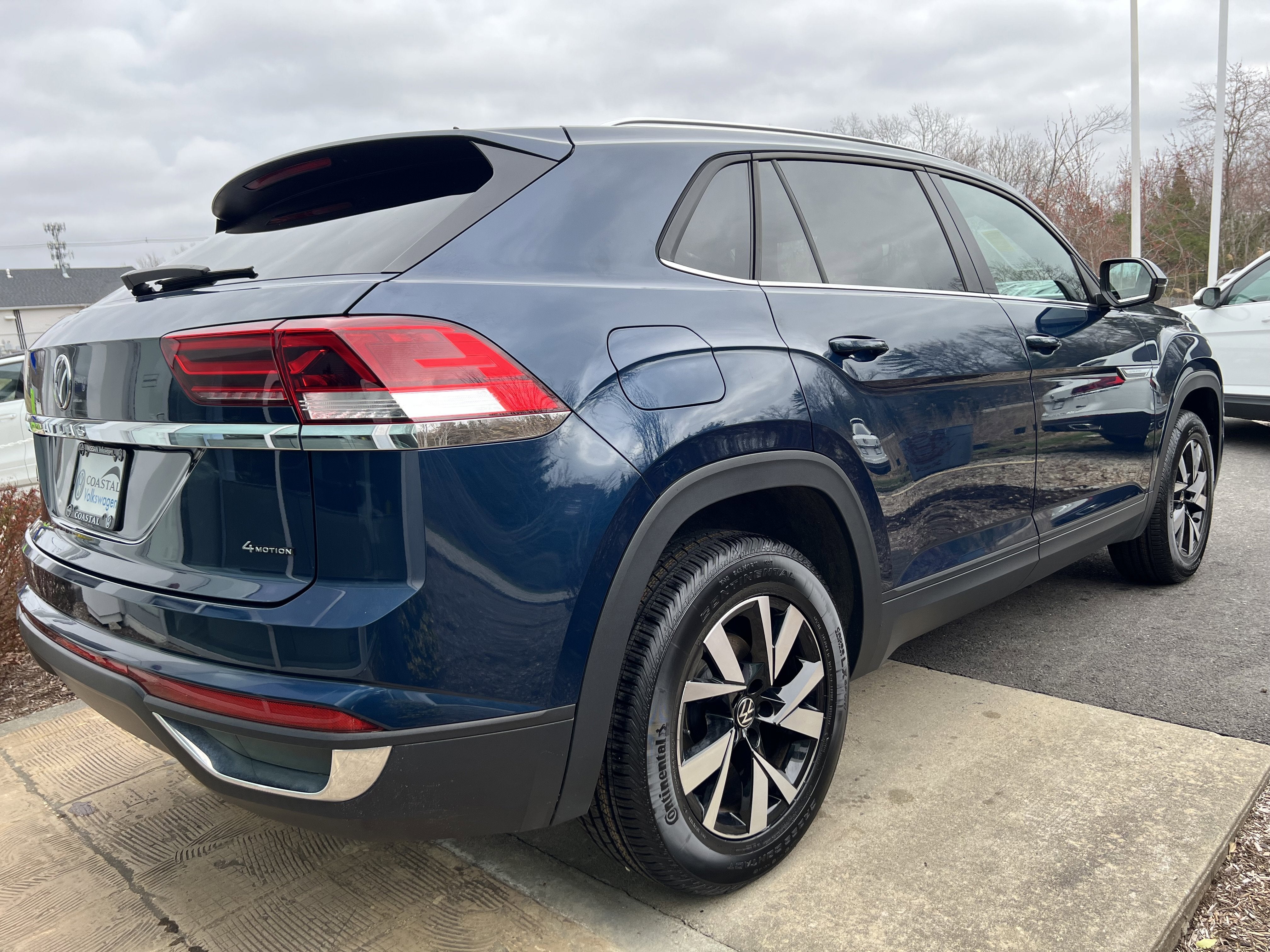 2023 Volkswagen Atlas Cross Sport 2.0T SE