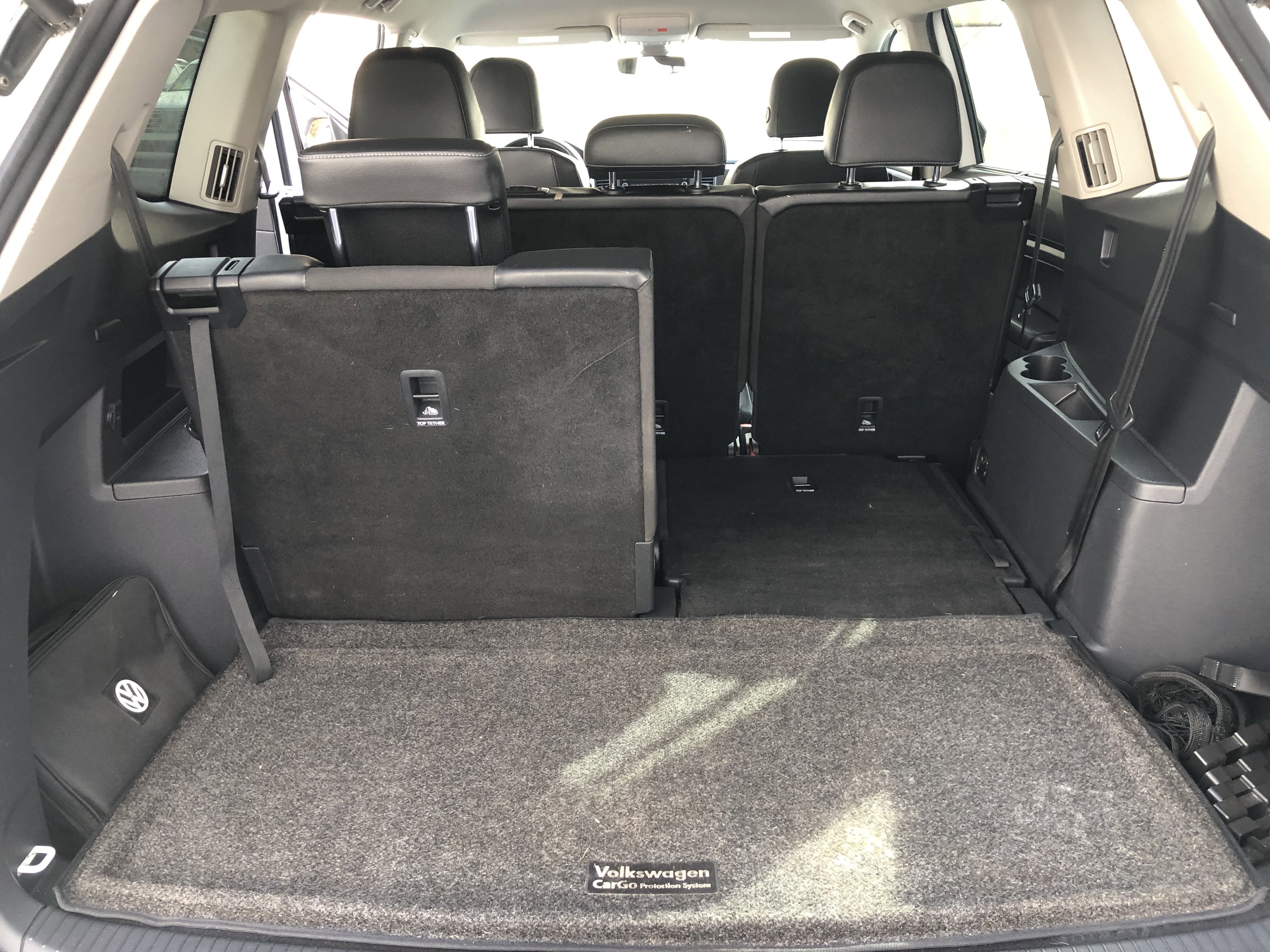 2018 Volkswagen Atlas 3.6L V6 SE w/Technology R-Line