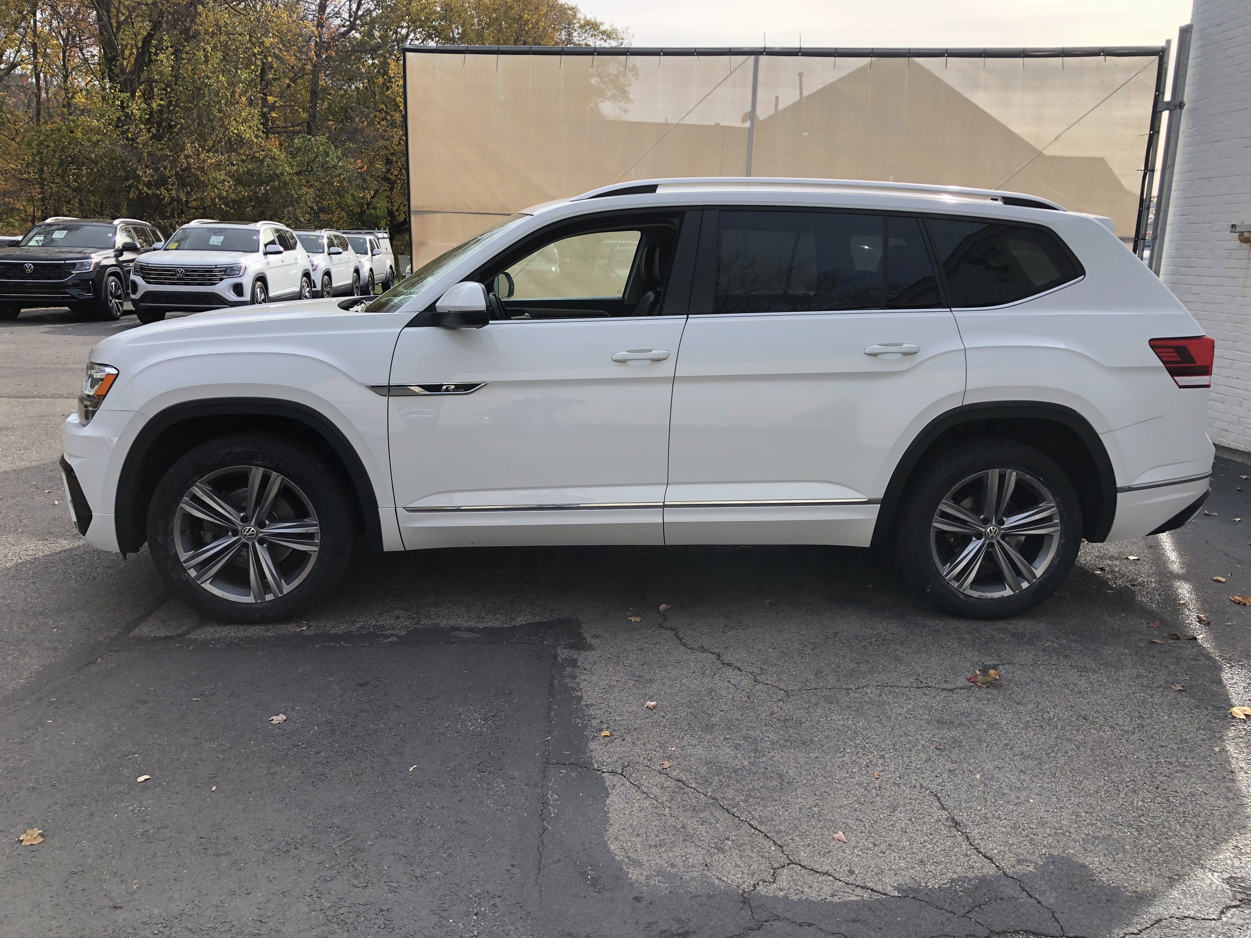2018 Volkswagen Atlas 3.6L V6 SE w/Technology R-Line