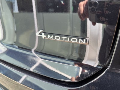 2023 Volkswagen Atlas Cross Sport 2.0T SEL R-Line Black