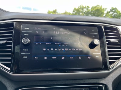 2022 Volkswagen Atlas Cross Sport 3.6L V6 SEL R-Line