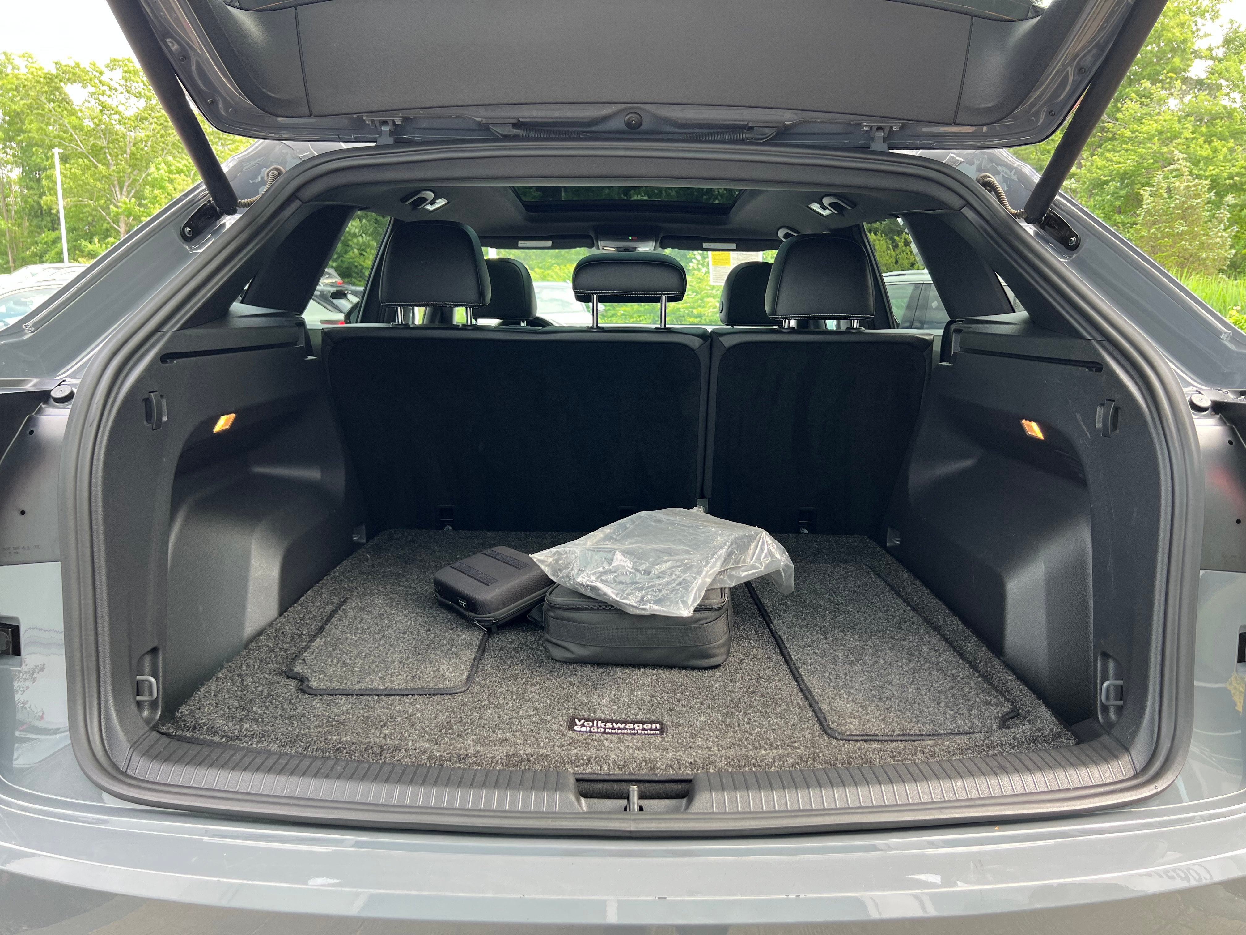 2022 Volkswagen Atlas Cross Sport 3.6L V6 SEL R-Line