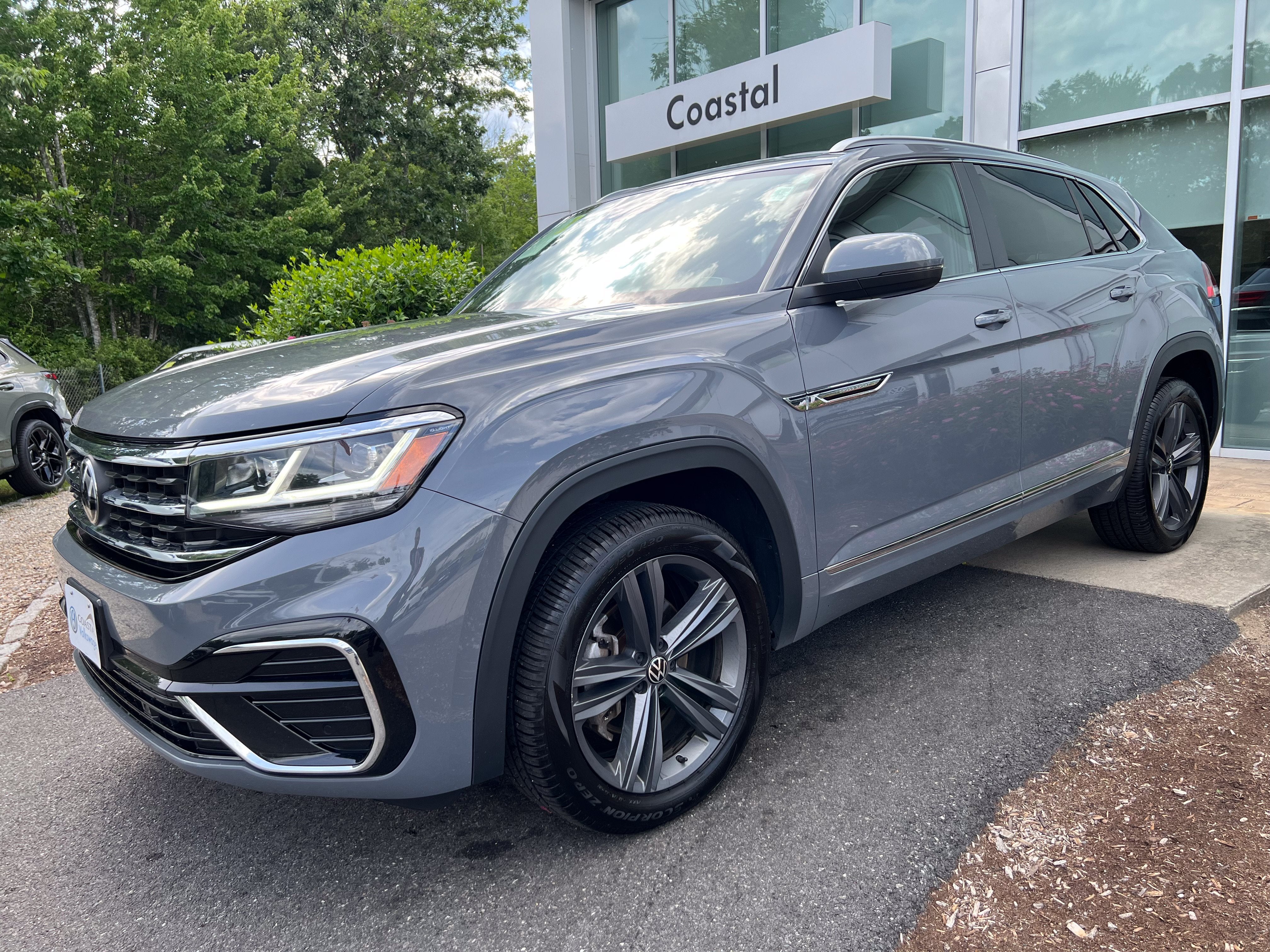 2022 Volkswagen Atlas Cross Sport 3.6L V6 SEL R-Line