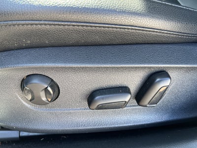 2013 Volkswagen Passat TDI SE w/Sunroof