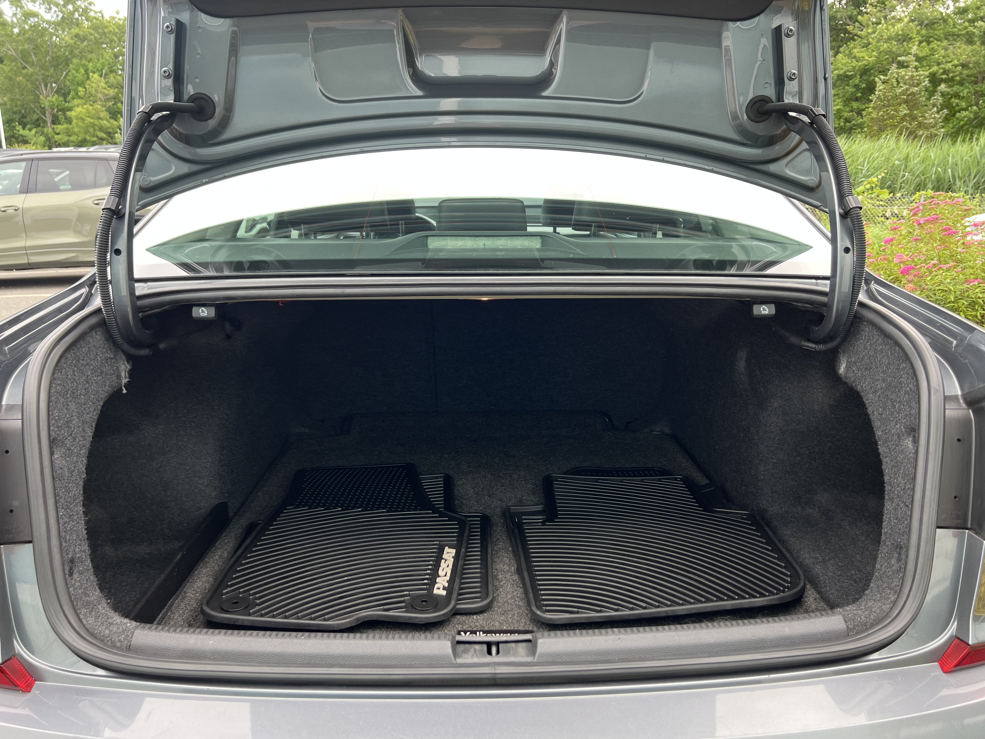 2017 Volkswagen Passat 1.8T SE w/Technology