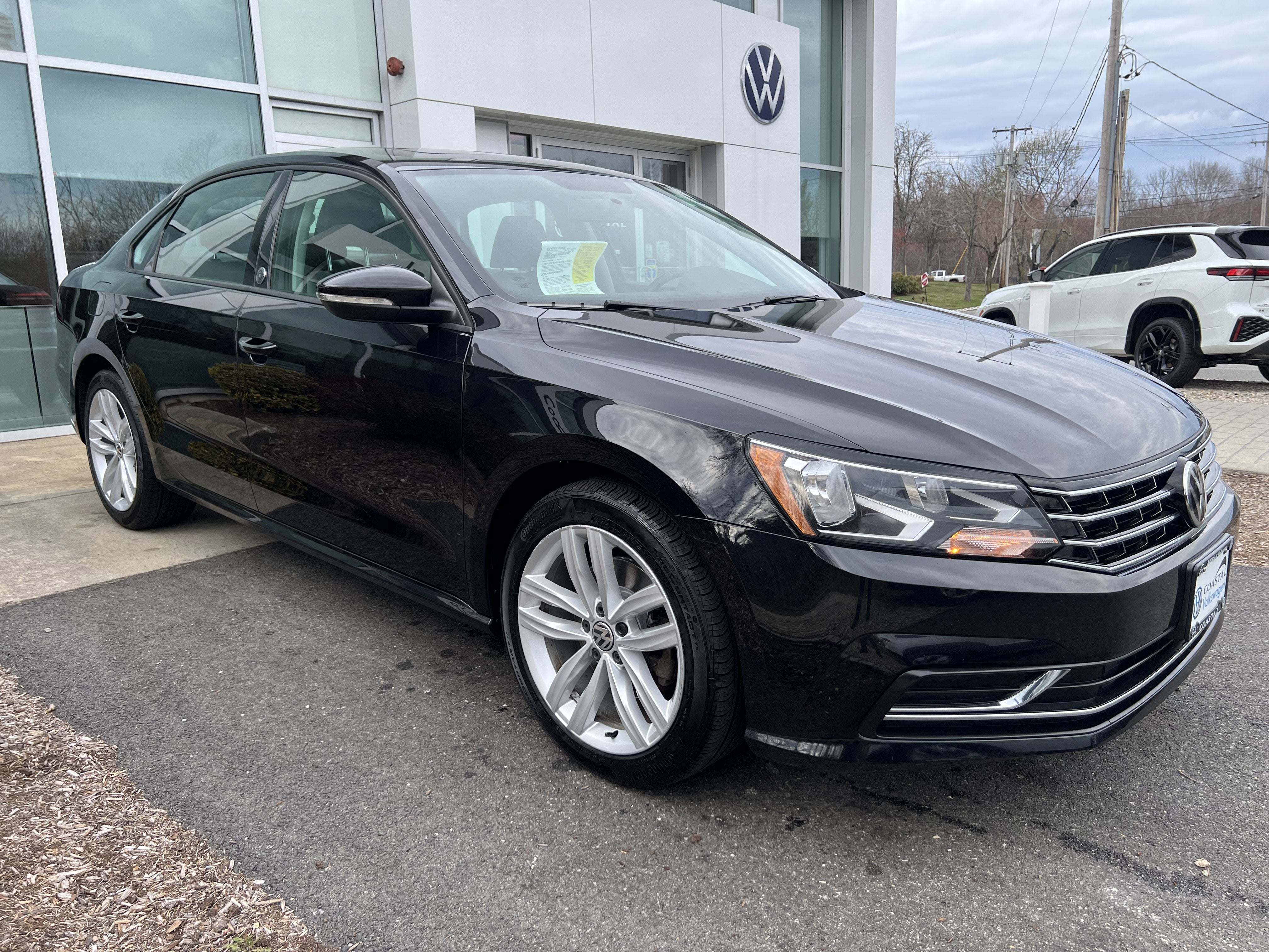 2019 Volkswagen Passat 2.0T Wolfsburg Edition