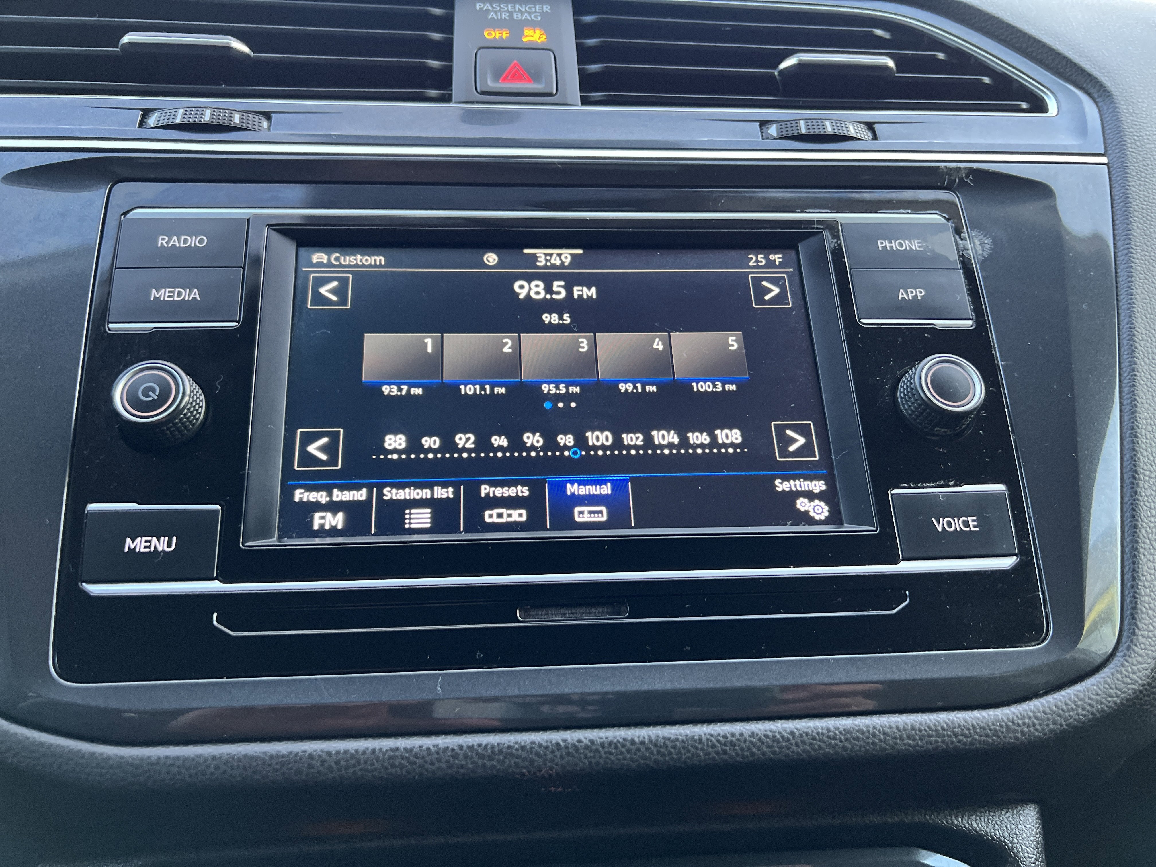 2022 Volkswagen Tiguan S