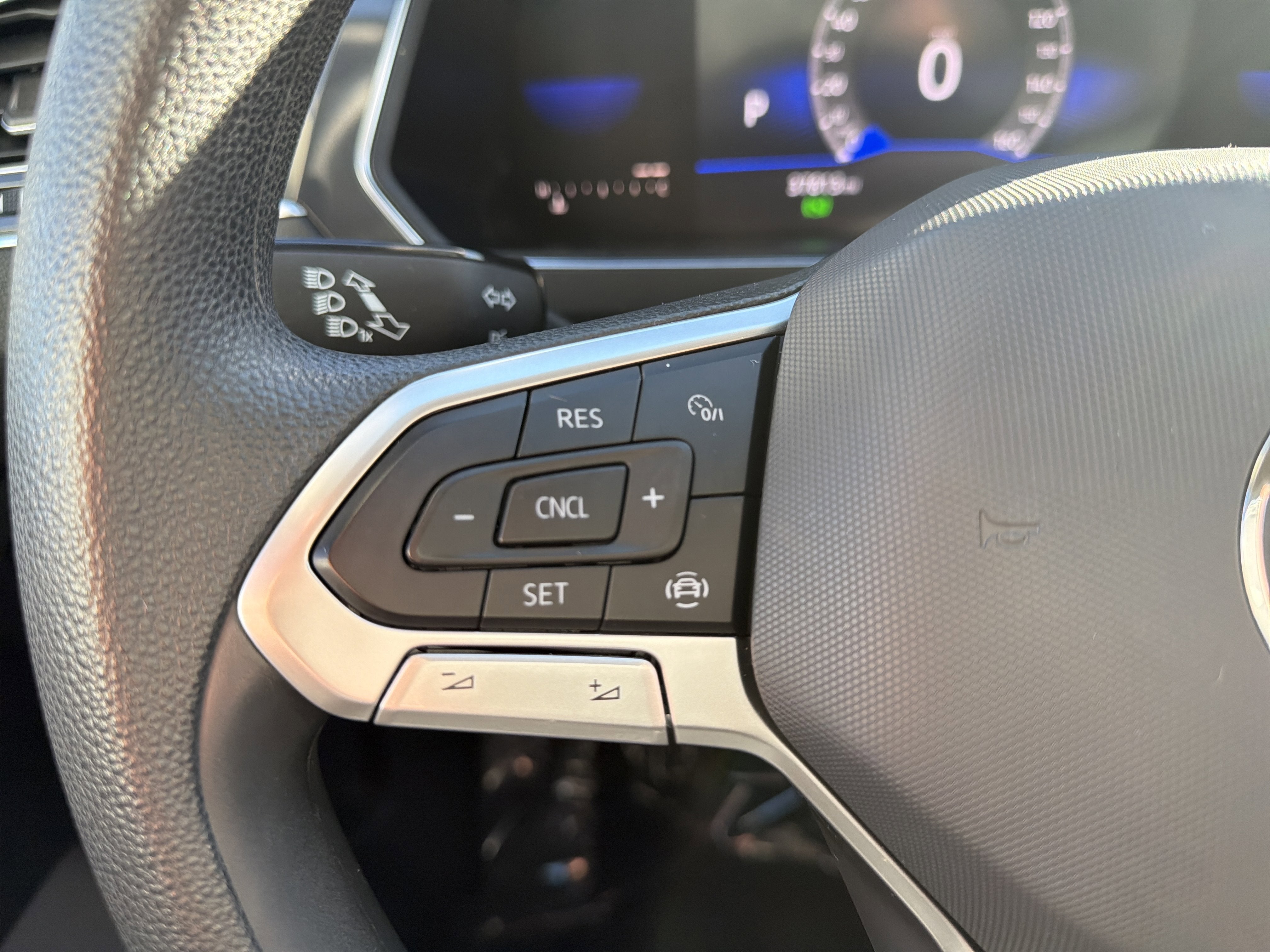 2022 Volkswagen Tiguan 2.0T S