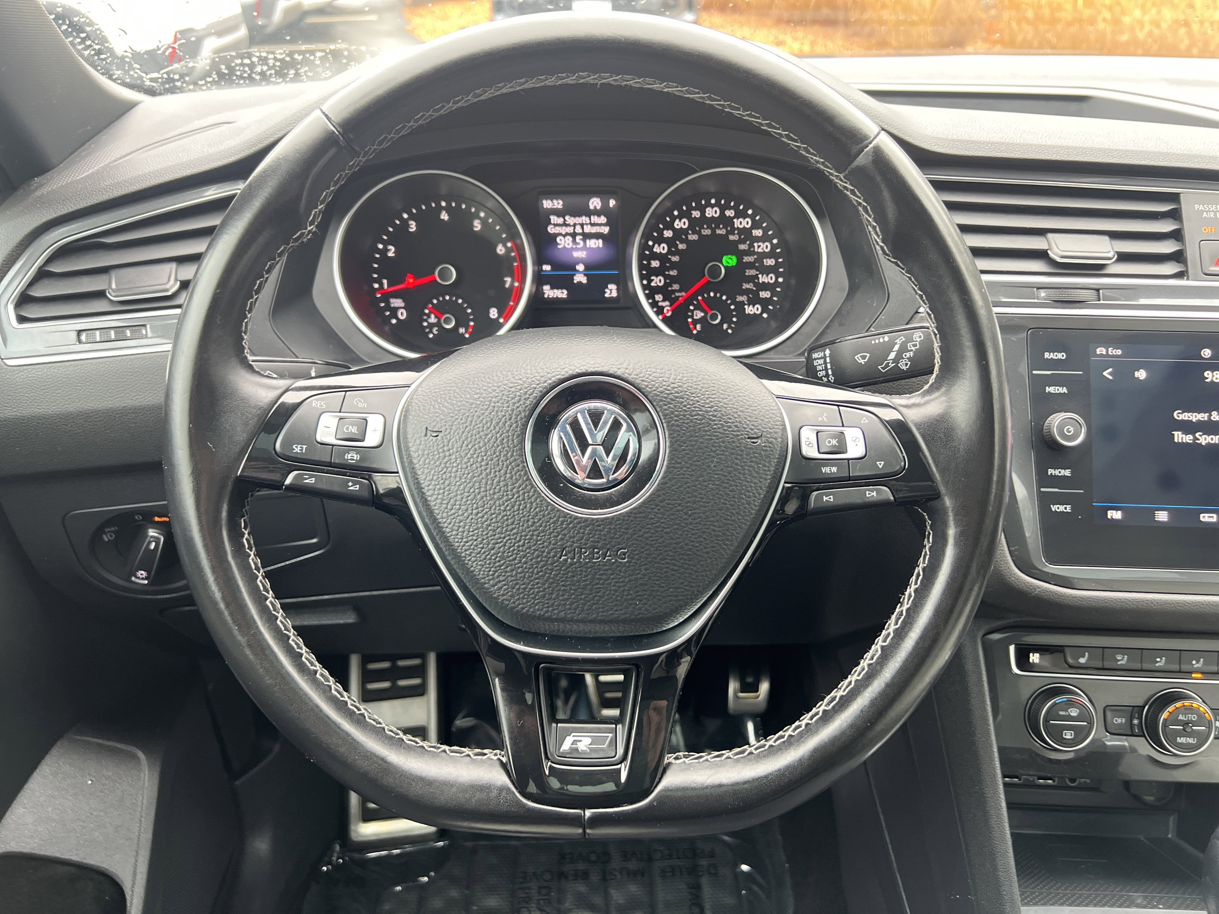2020 Volkswagen Tiguan SE R-Line Black