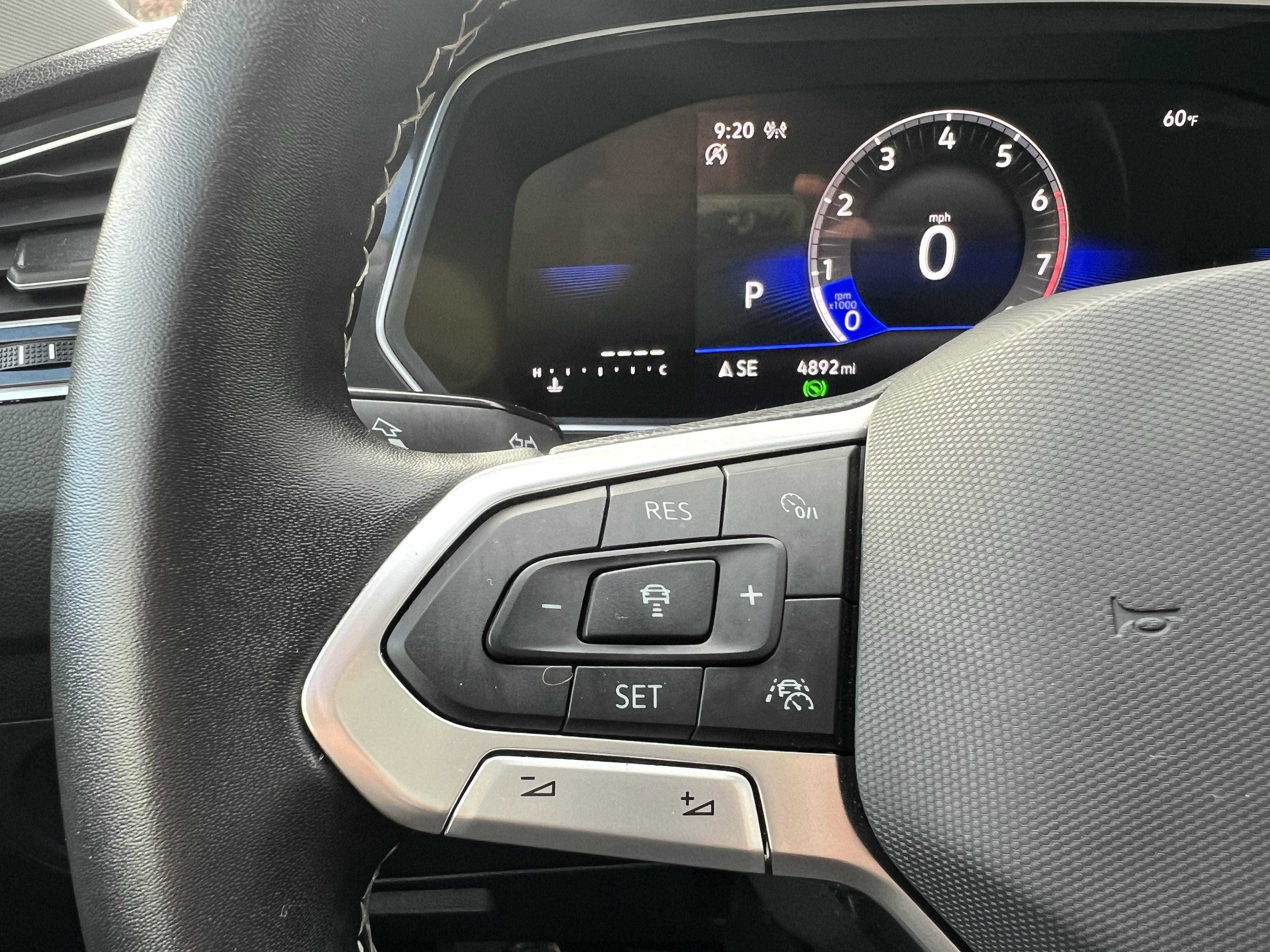 2024 Volkswagen Tiguan SE