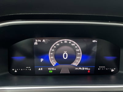 2025 Volkswagen Taos SE Black