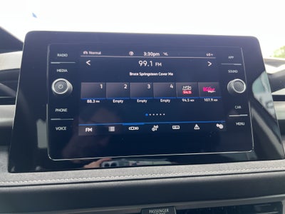 2025 Volkswagen Taos SE Black