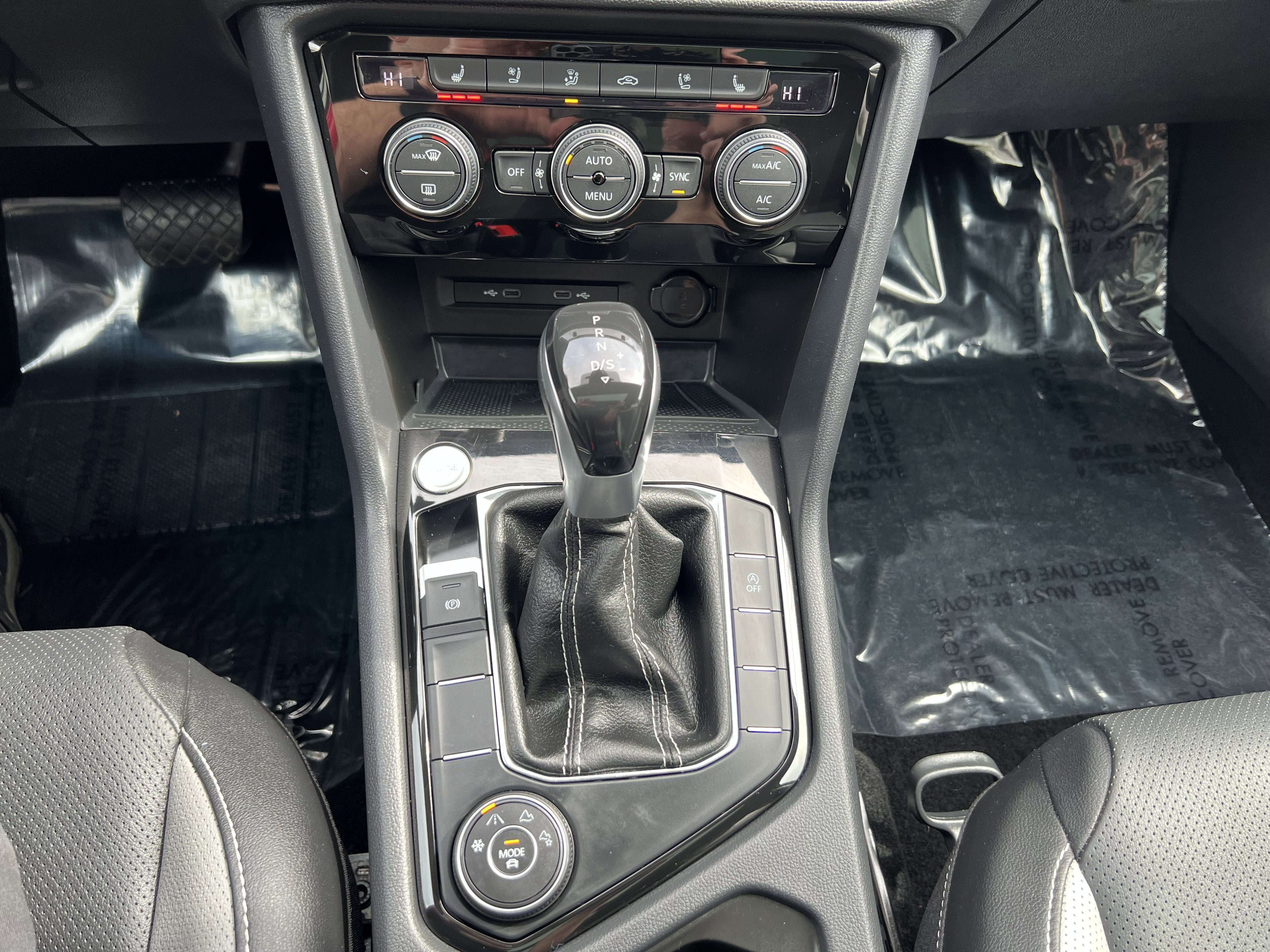 2023 Volkswagen Taos SEL