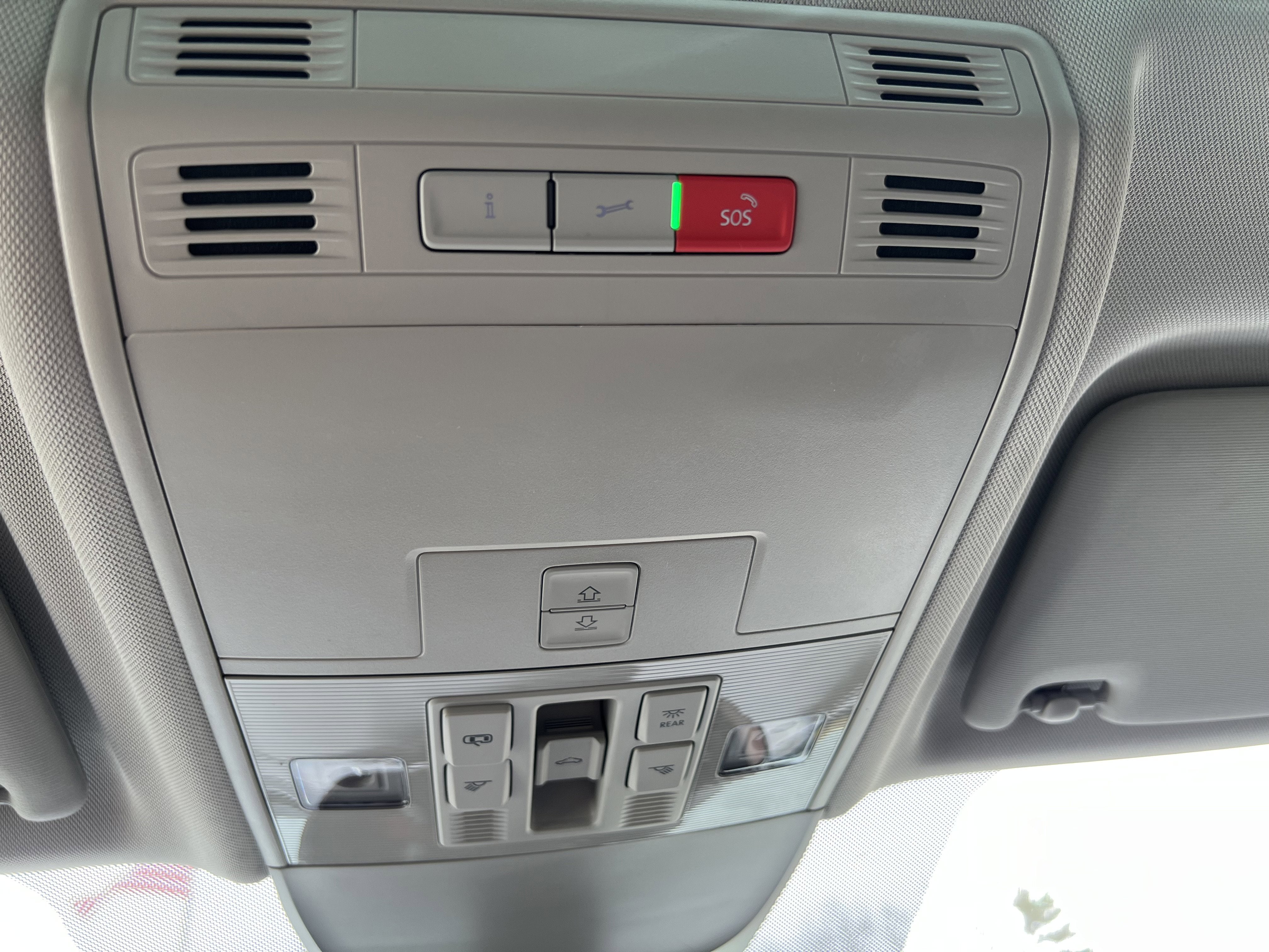 2023 Volkswagen Taos SEL