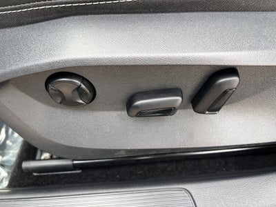 2023 Volkswagen Taos SEL