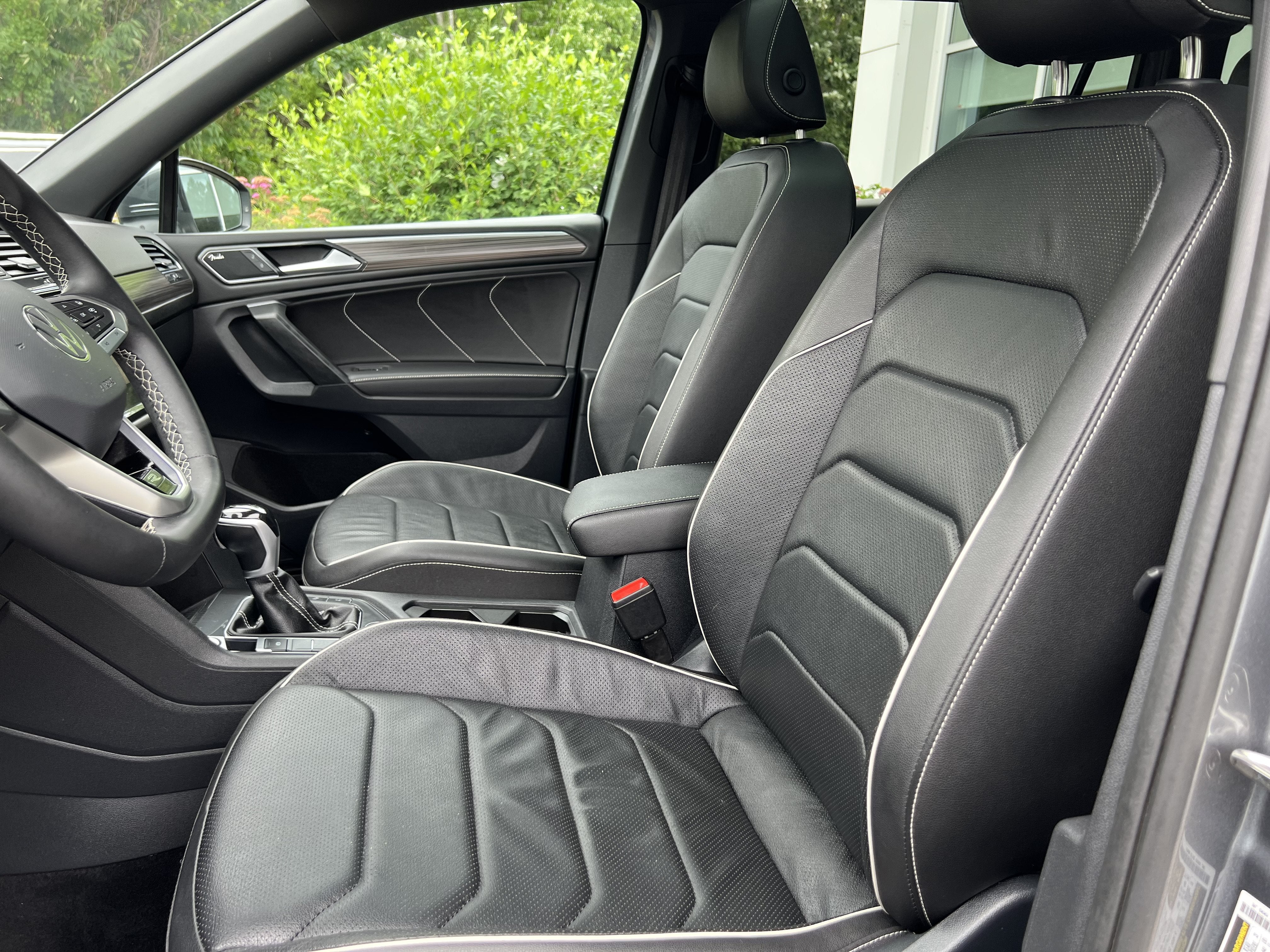 2023 Volkswagen Tiguan SEL R-Line
