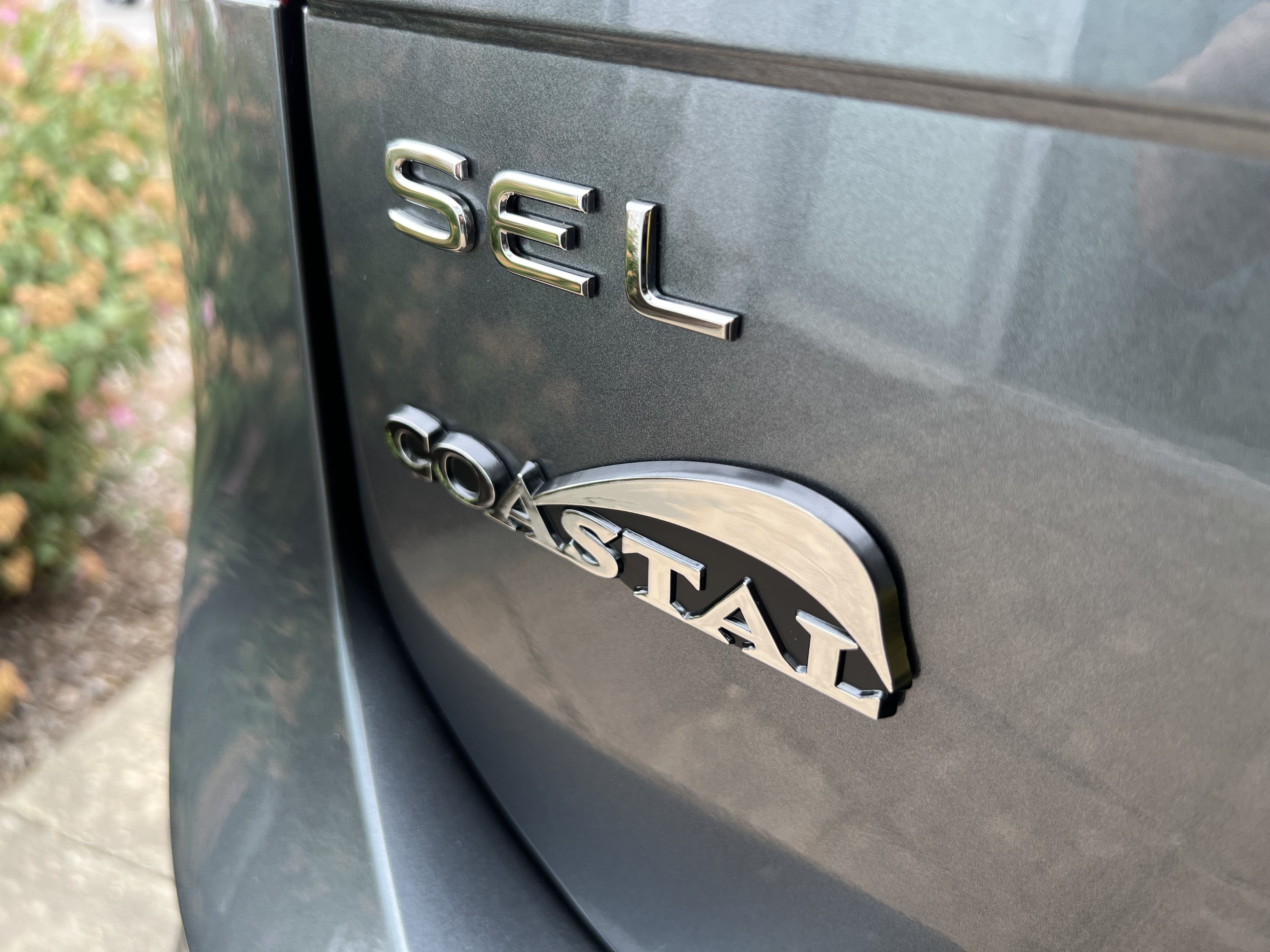 2023 Volkswagen Tiguan SEL R-Line