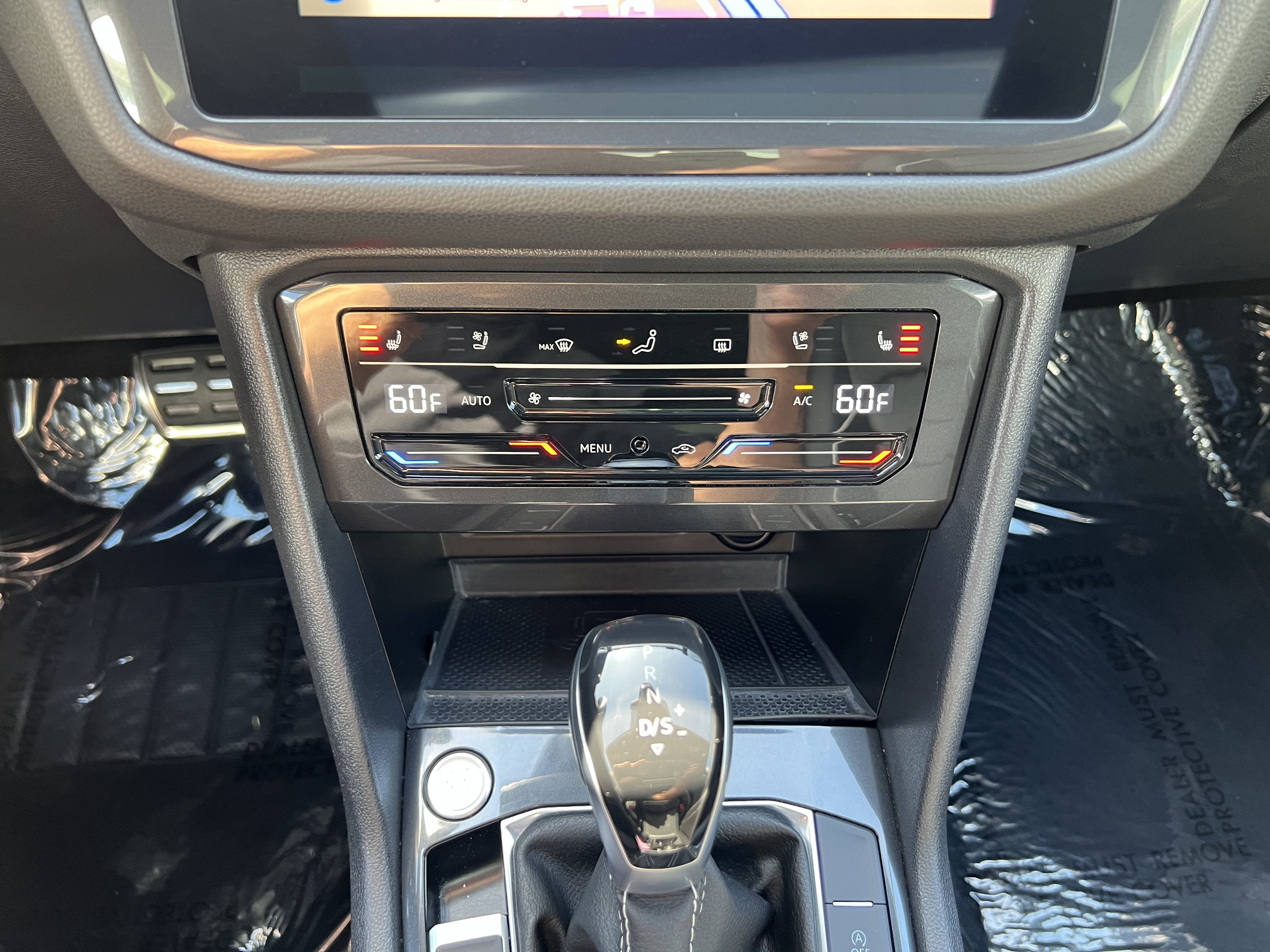 2023 Volkswagen Tiguan SEL R-Line