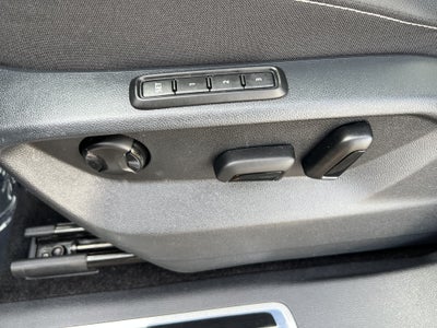 2023 Volkswagen Tiguan SEL R-Line
