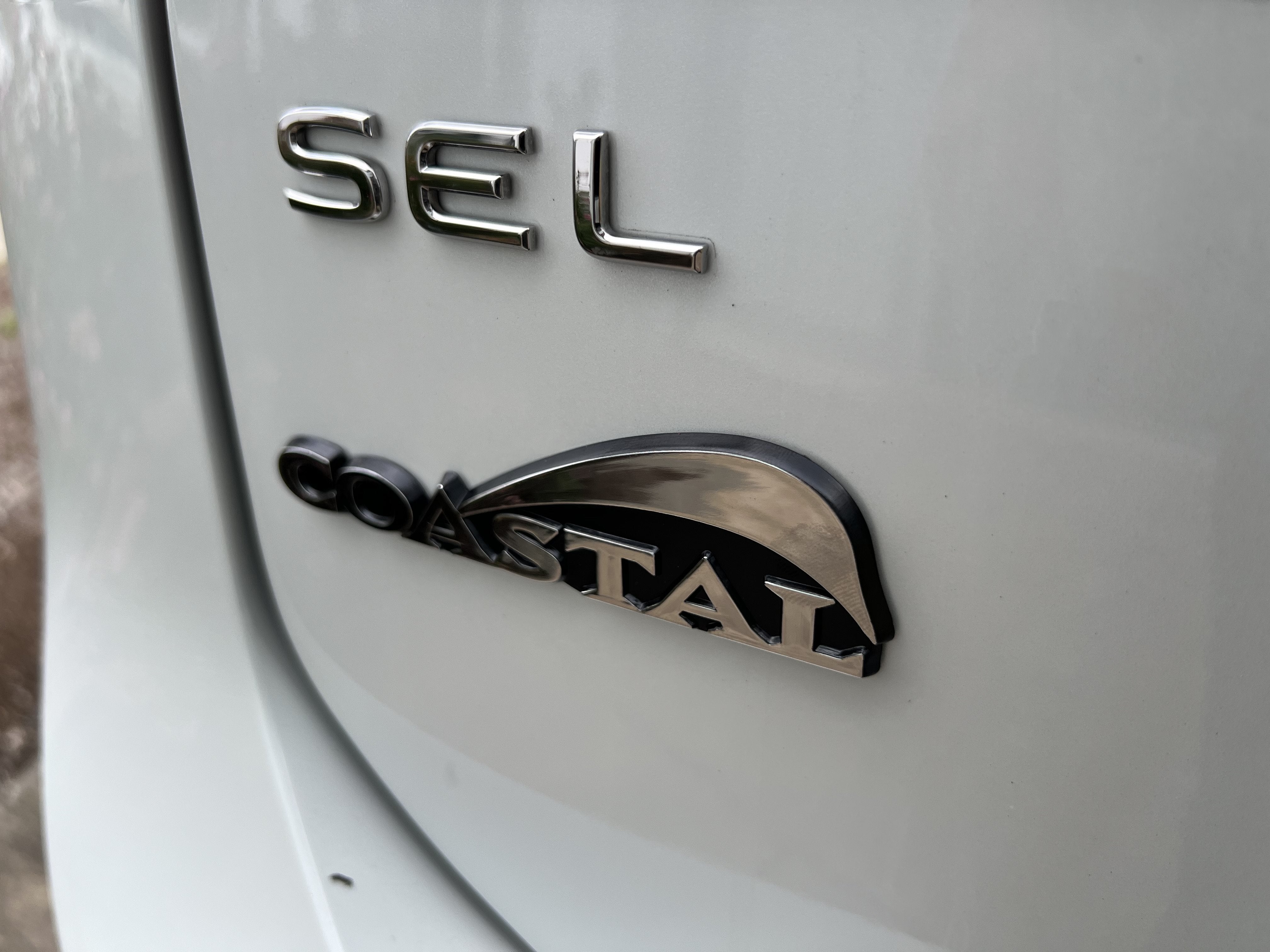 2023 Volkswagen Tiguan SEL R-Line