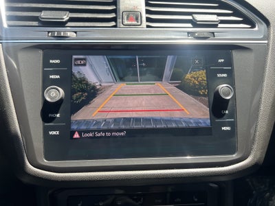 2022 Volkswagen Tiguan SE R-Line Black