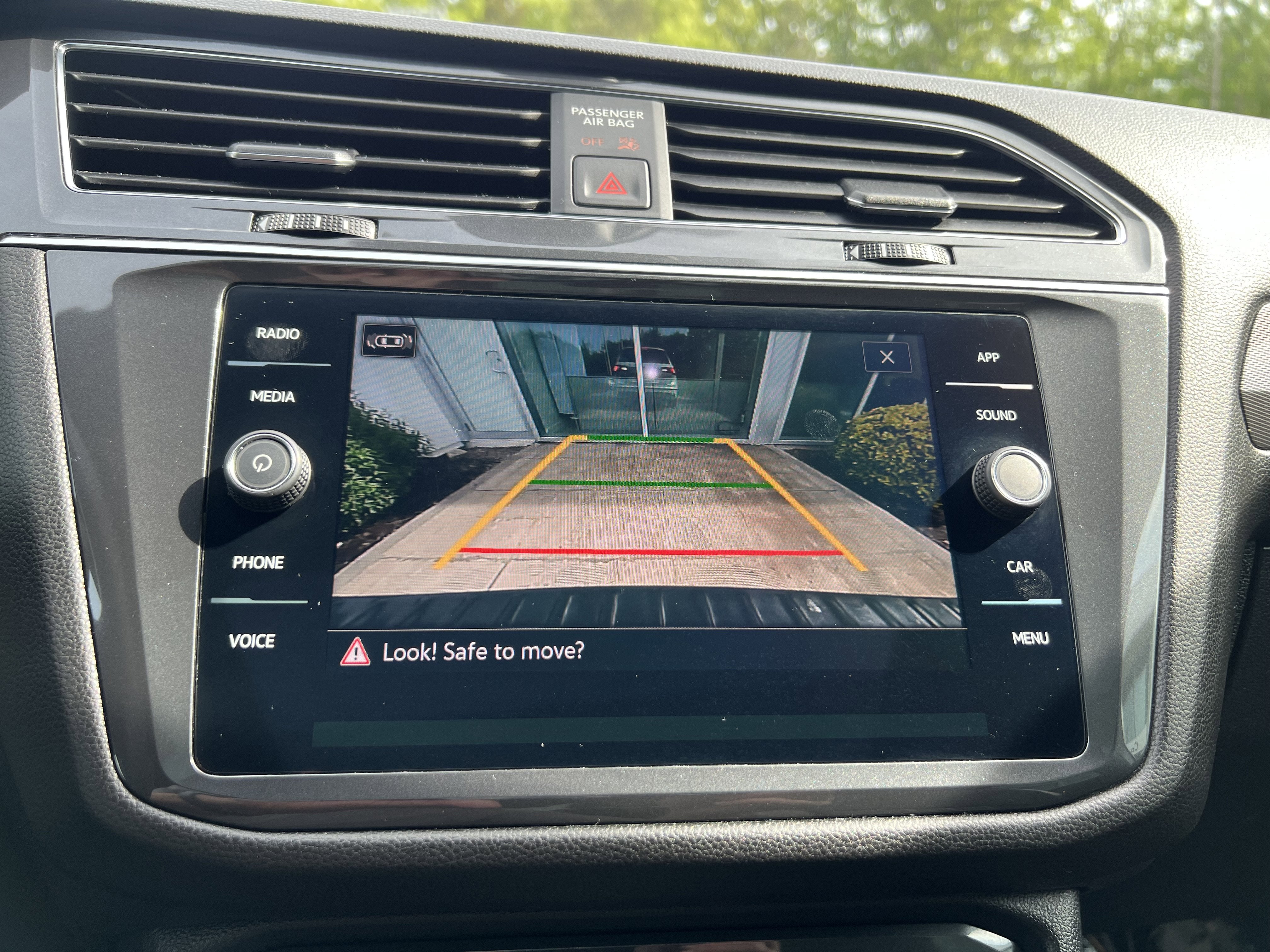 2023 Volkswagen Tiguan SE R-Line Black