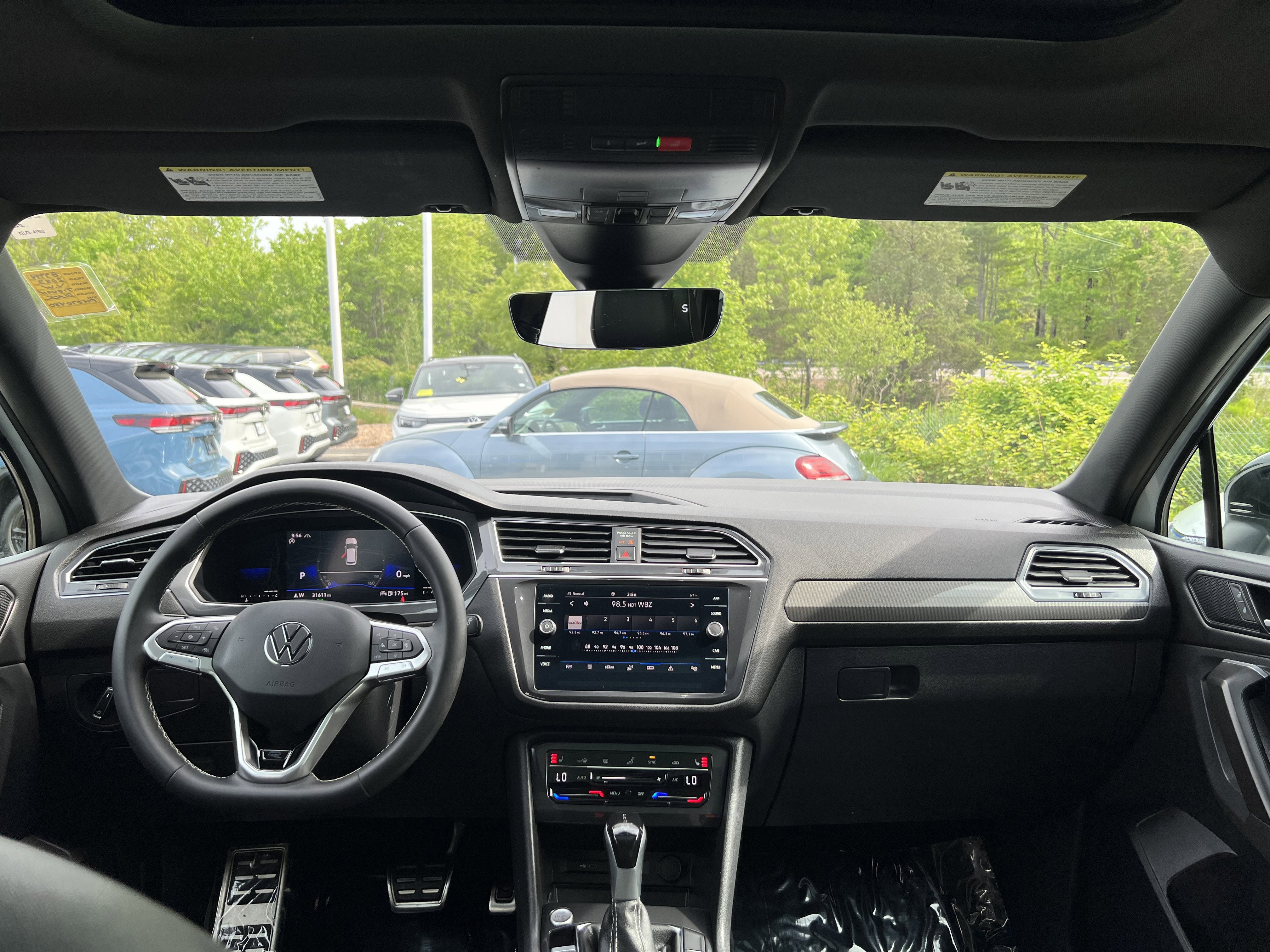 2023 Volkswagen Tiguan SE R-Line Black