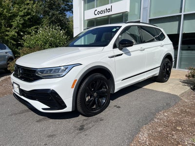 2023 Volkswagen Tiguan SE R-Line Black