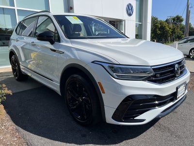 2023 Volkswagen Tiguan SE R-Line Black