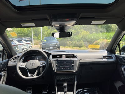2023 Volkswagen Tiguan SE R-Line Black