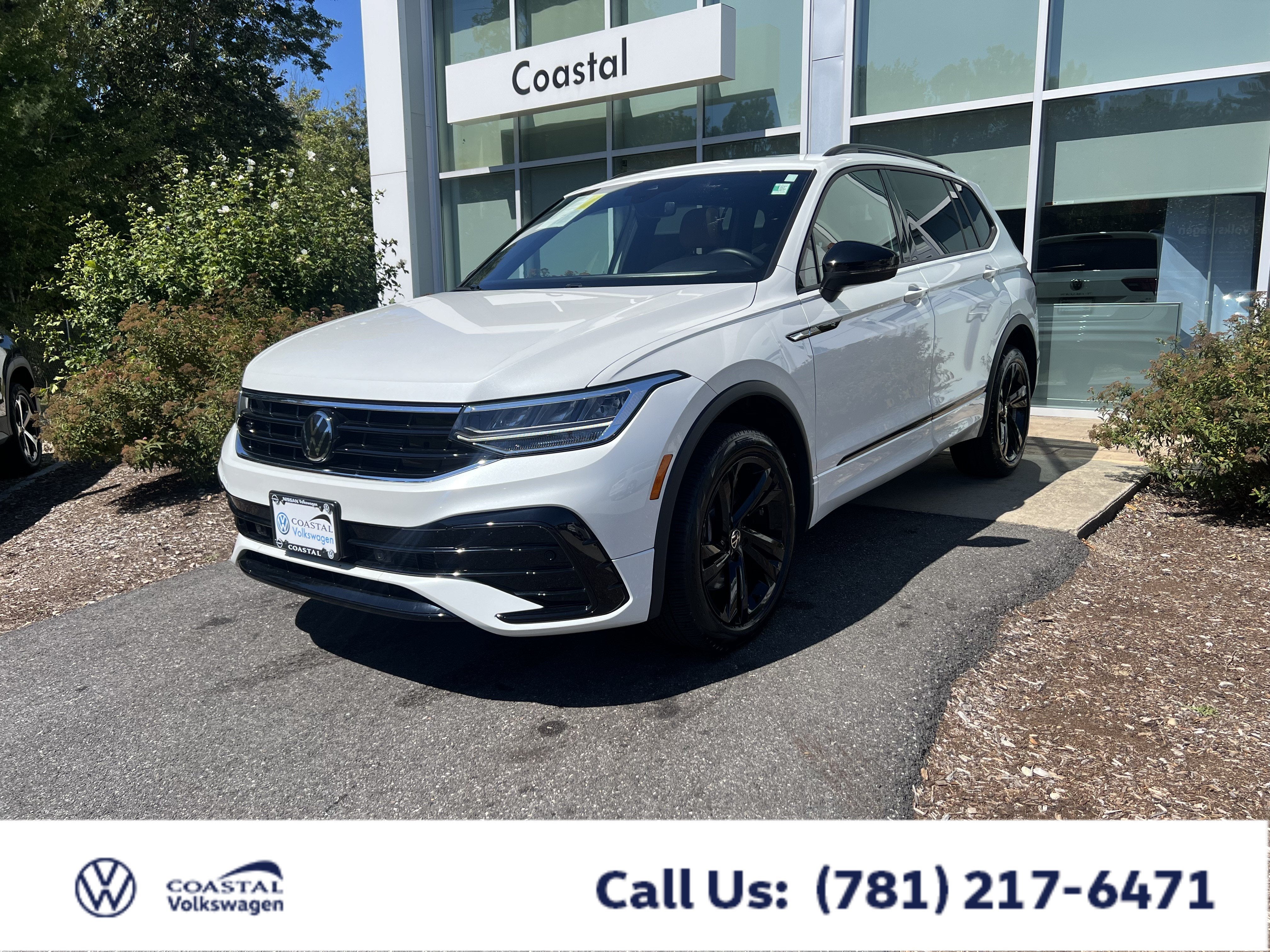 2024 Volkswagen Tiguan SE R-Line Black