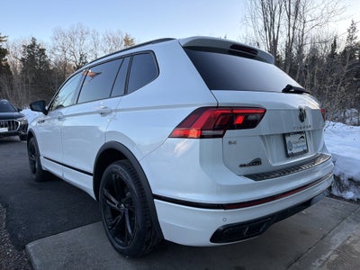 2024 Volkswagen Tiguan SE R-Line Black