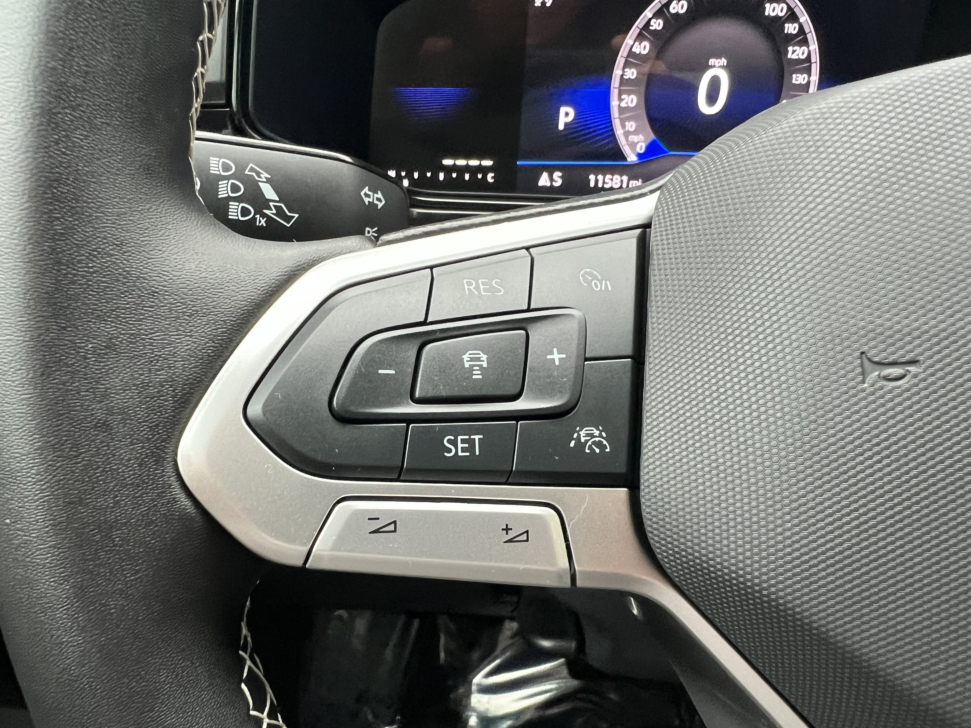 2025 Volkswagen Taos S