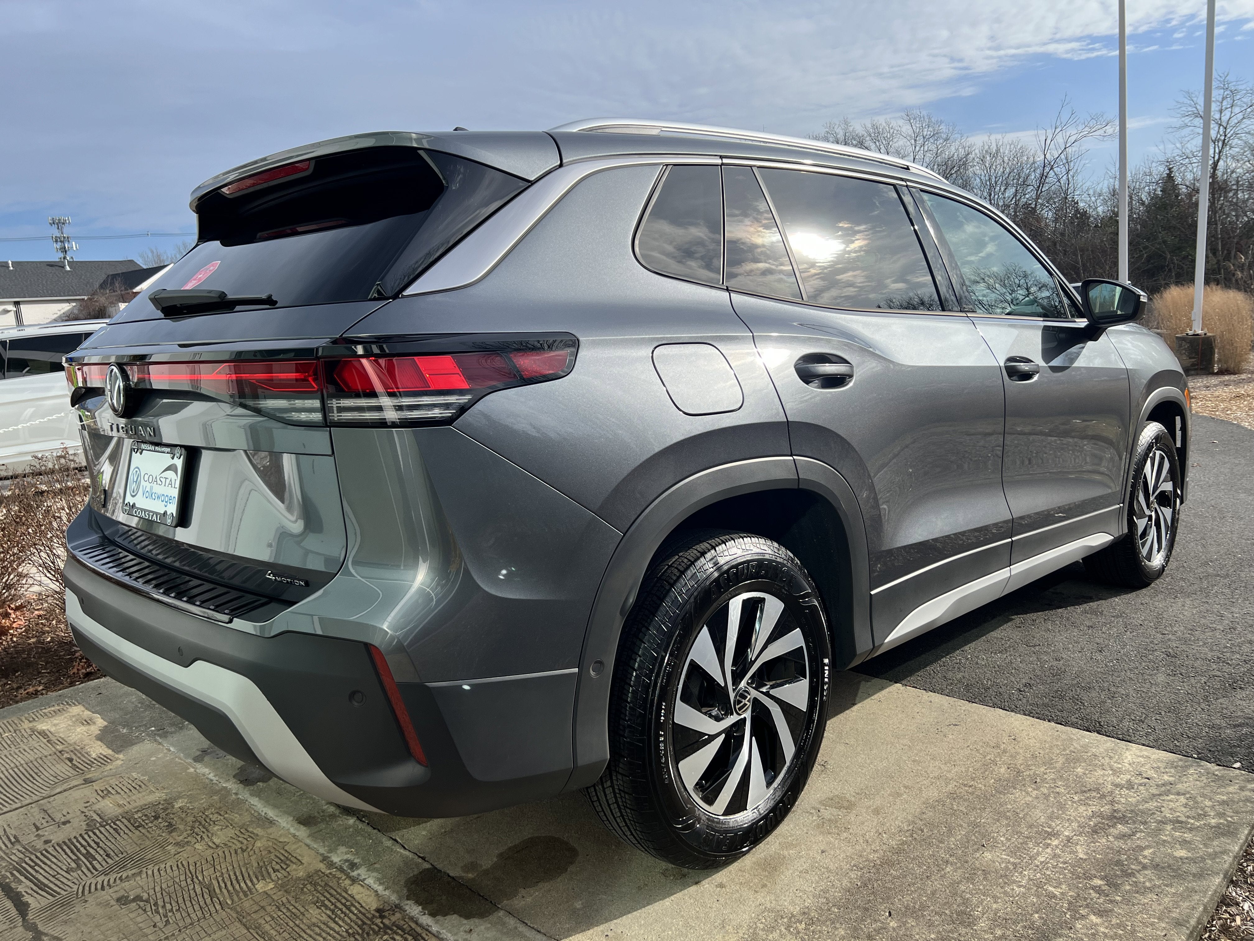 2025 Volkswagen Tiguan S